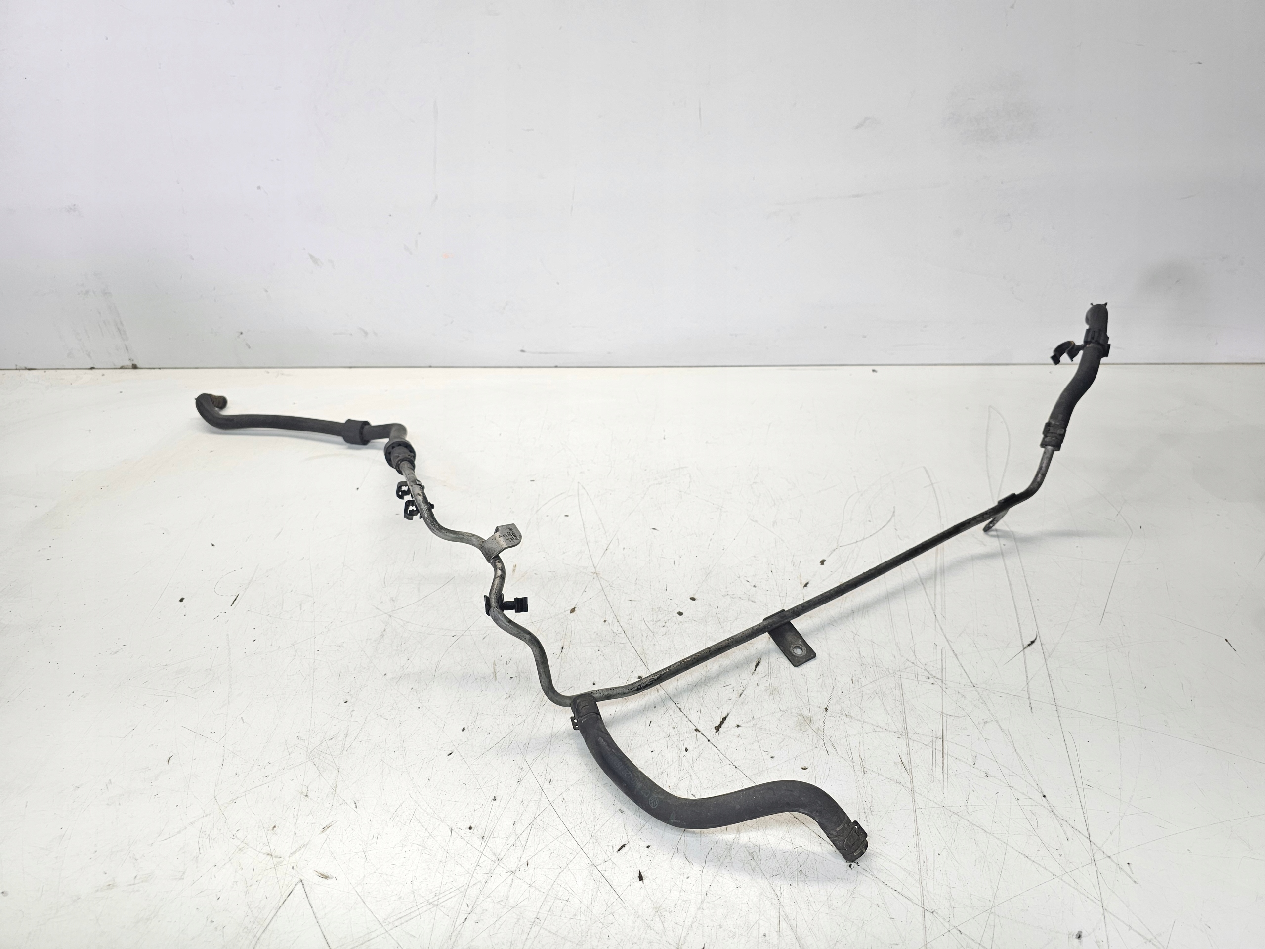 CIJEV PRIJENOS VODE AUDI VW A4 B8 1.8 TFSI 2.0 TFSI 06J121075F