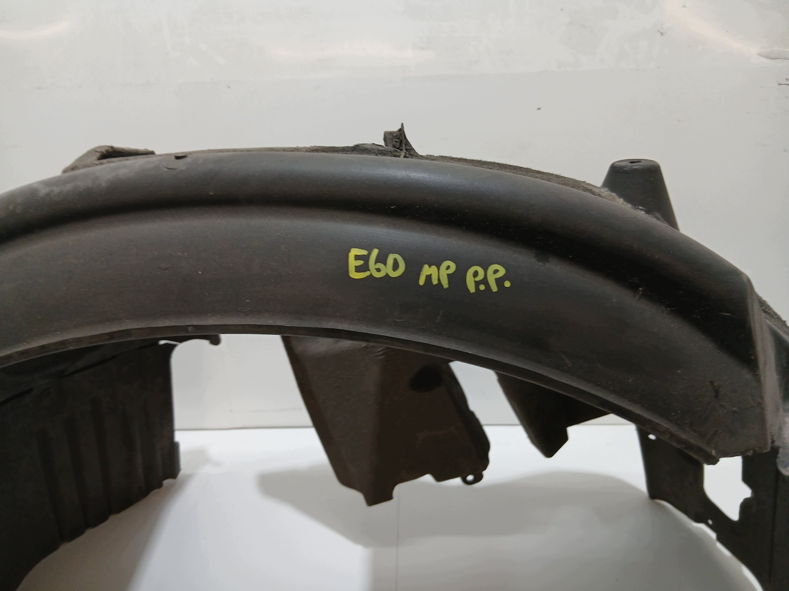 mudguard right front BMW E60 M PAKIET 7033750