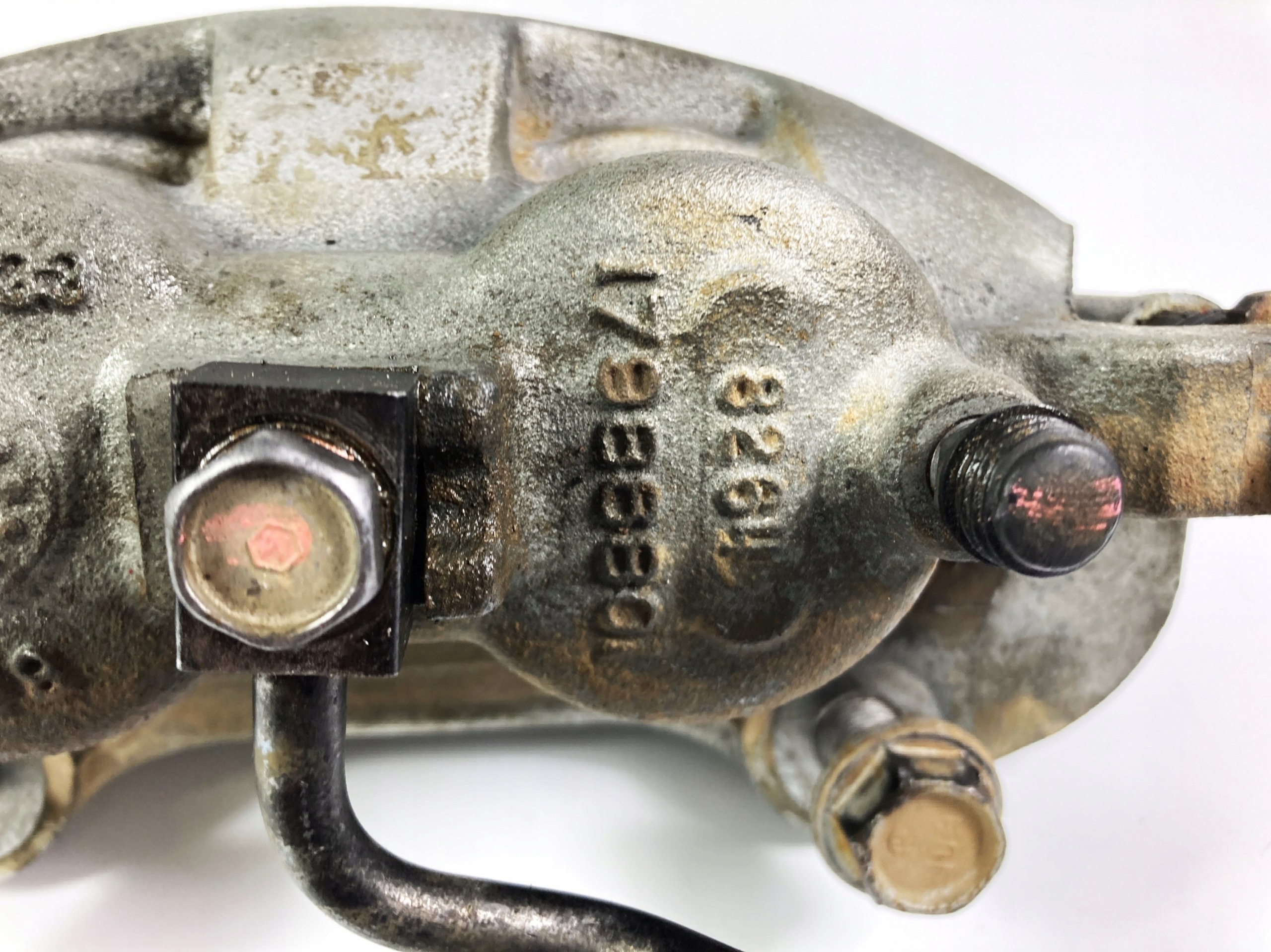 caliper brake right front Chrysler Pacifica 2017-2020