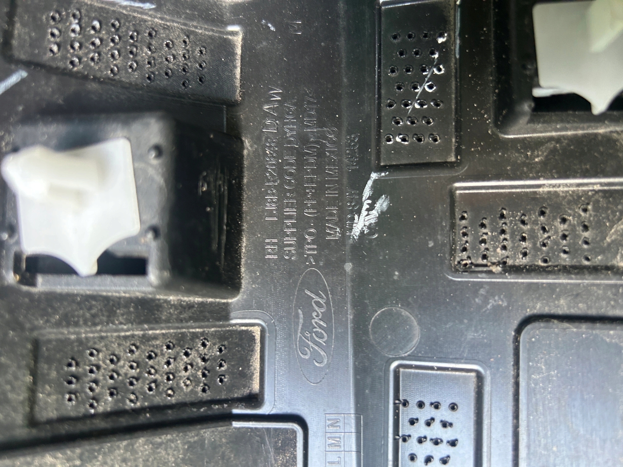 Ford Mustang Mach-E moulding door front LJ8B-R20848