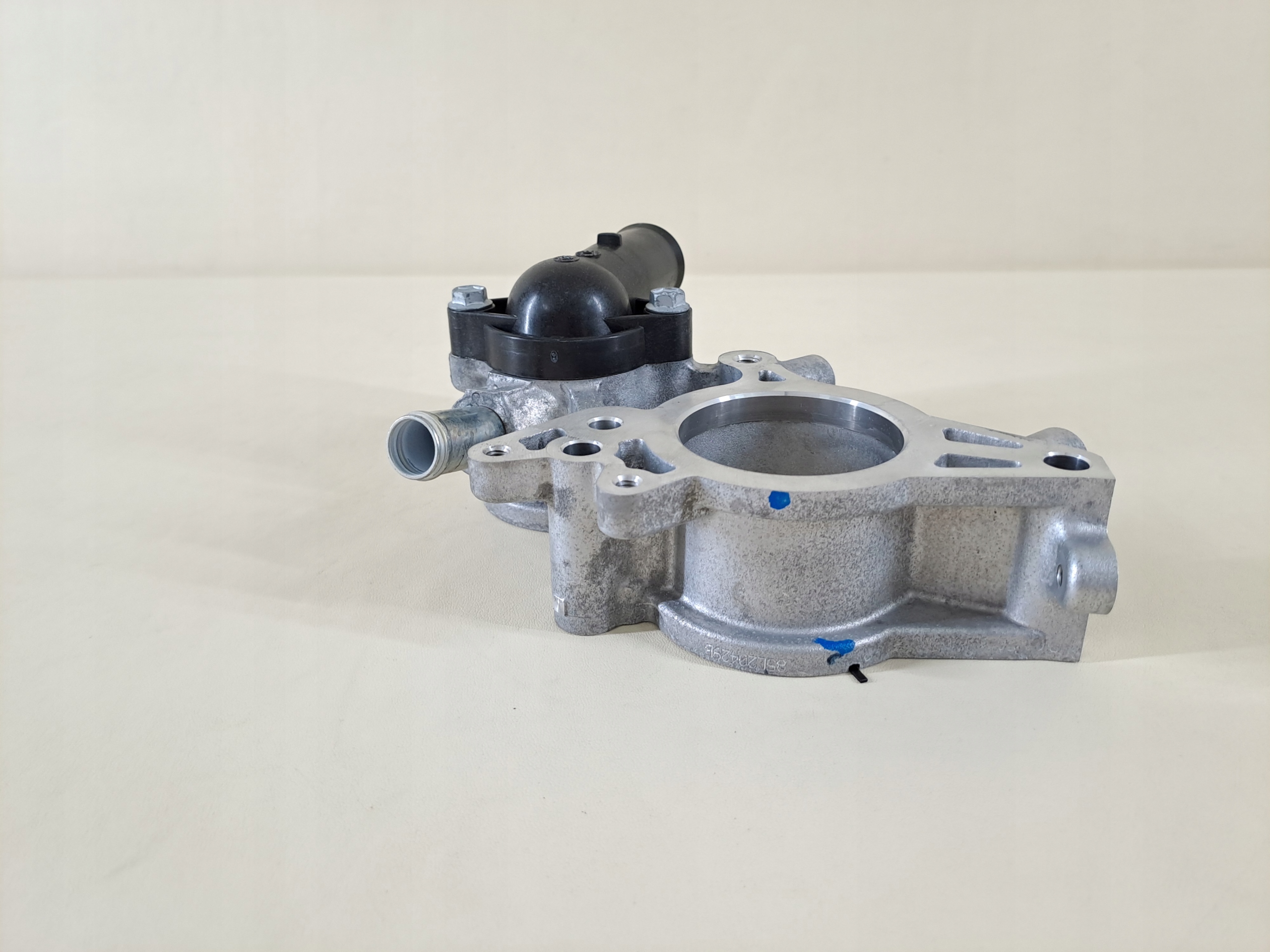 SUZUKI SX4 S-CROSS 18r LIFT 1.4T K14C abdeckung gehäuse des thermostats Thermostat Kühlmittelthermostat KRUCIEC
