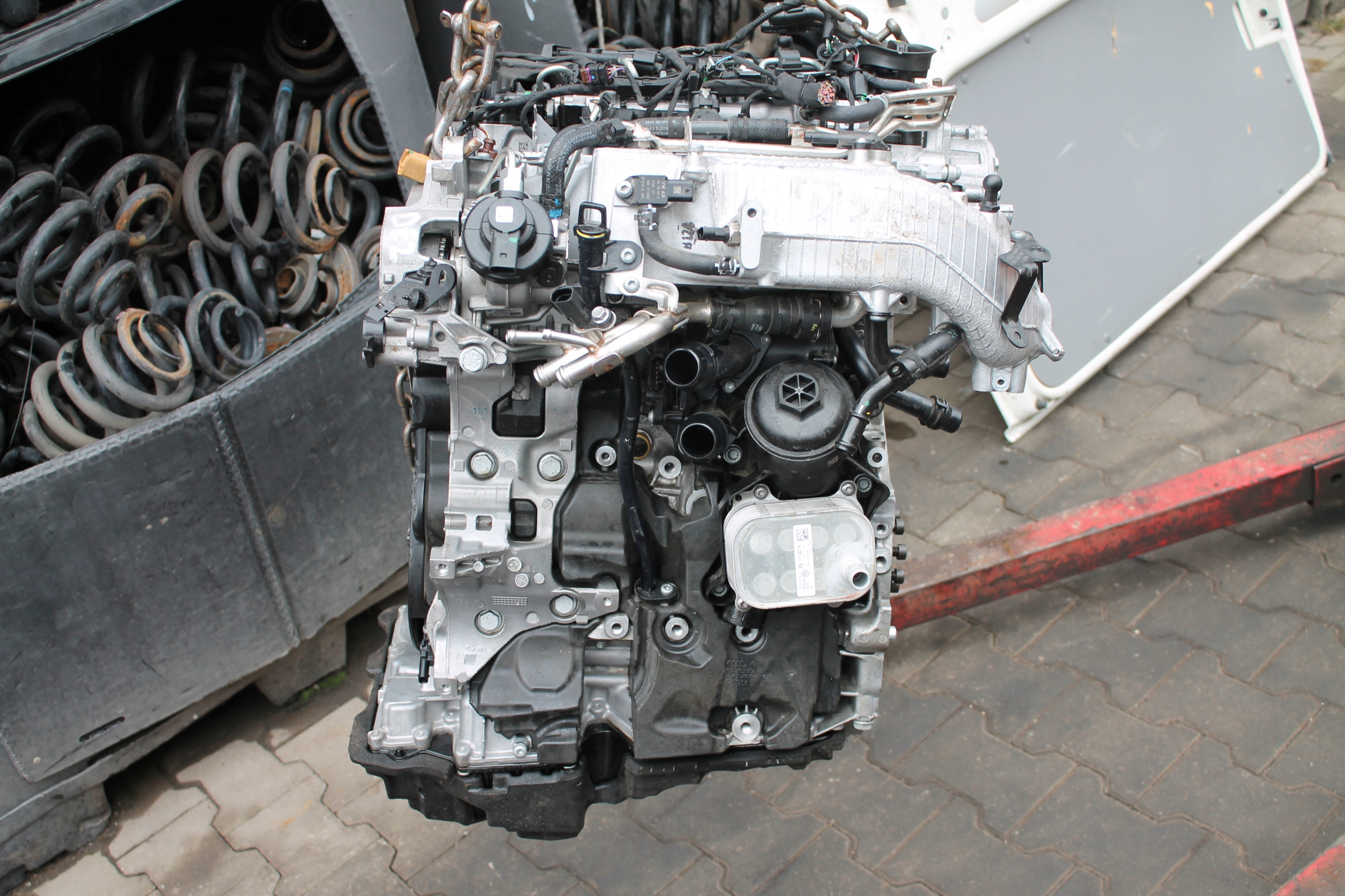 engine complete AUDI 2.0 TDI DEZ 30TYS KM without TURBO