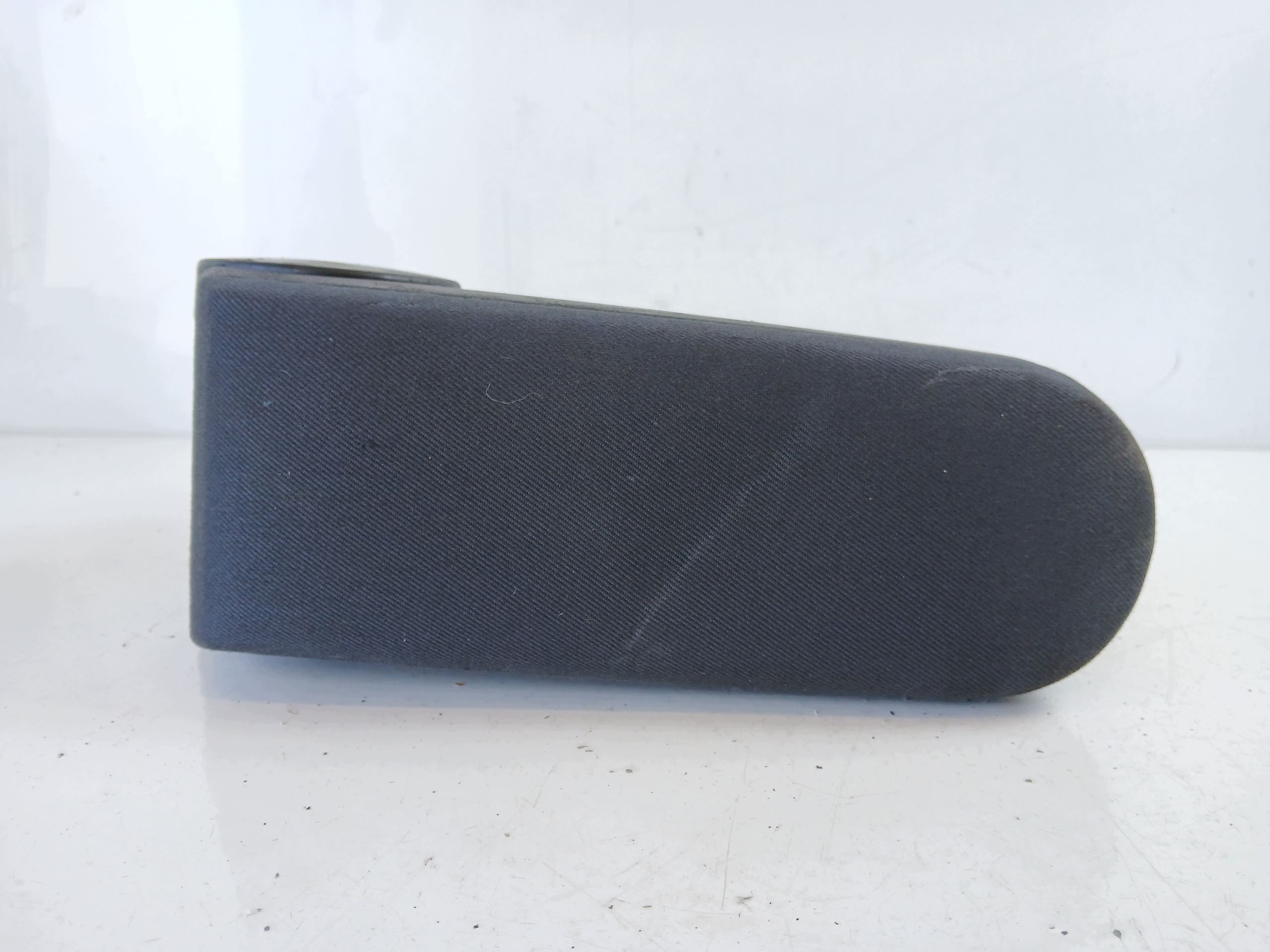 SKODA OCTAVIA und armlehne handschuhfach