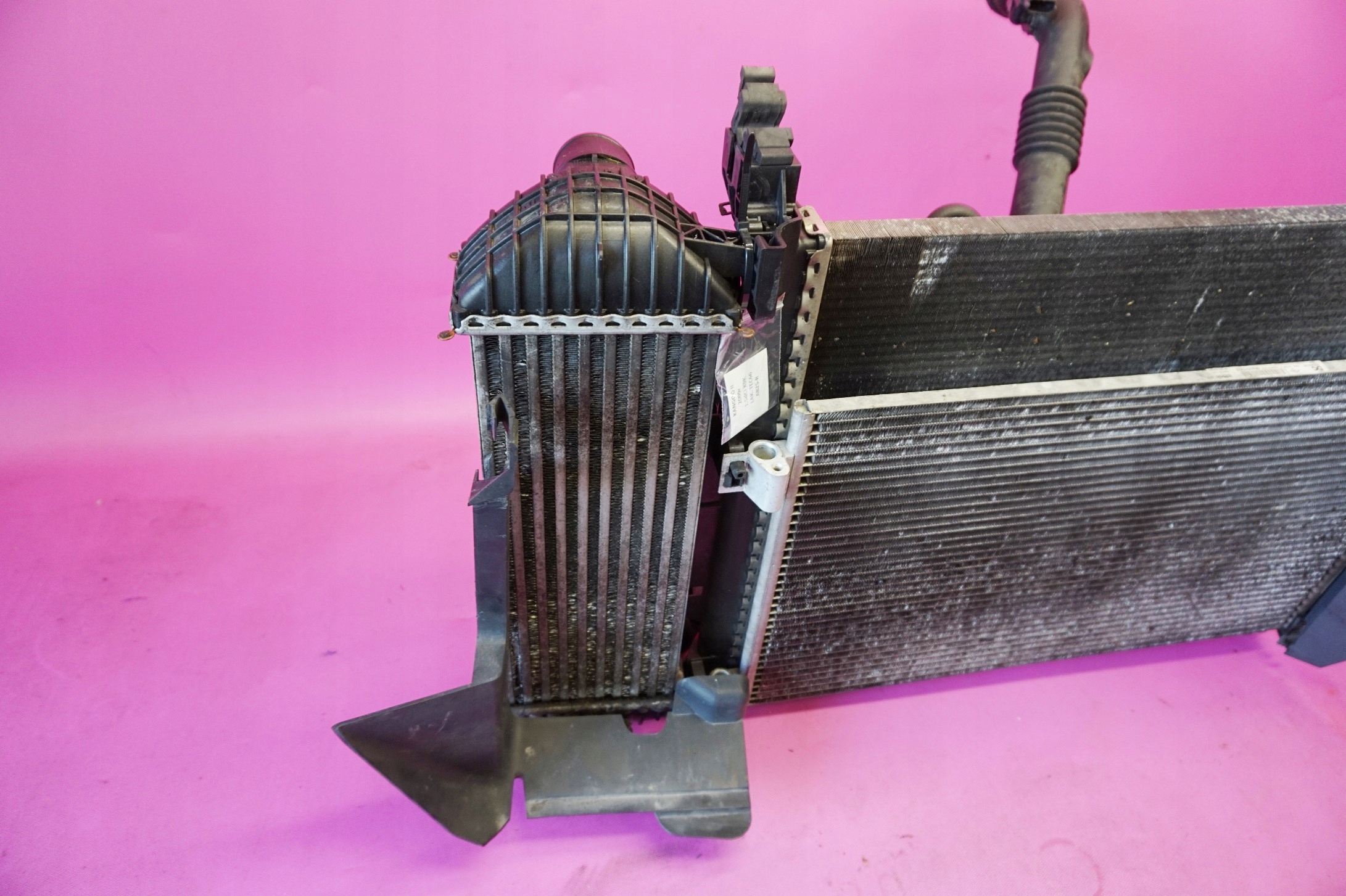 CHŁODNICA RENAULT KANGOO II 1.5DCI 8200427466 Typ samochodu Samochody osobowe