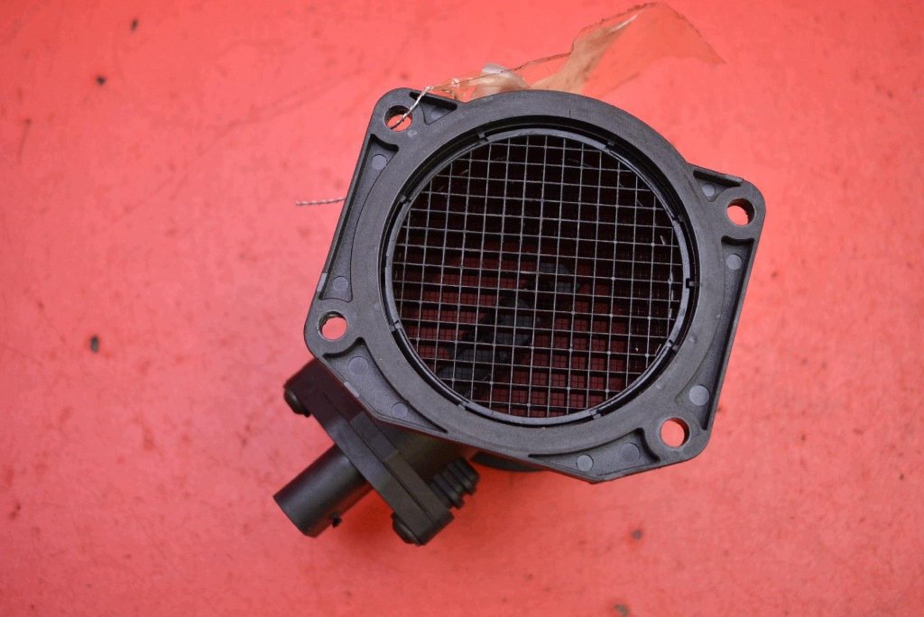 flow meter 06B133471A AUDI A4 B6 2.0 20V 130 KM 00-05