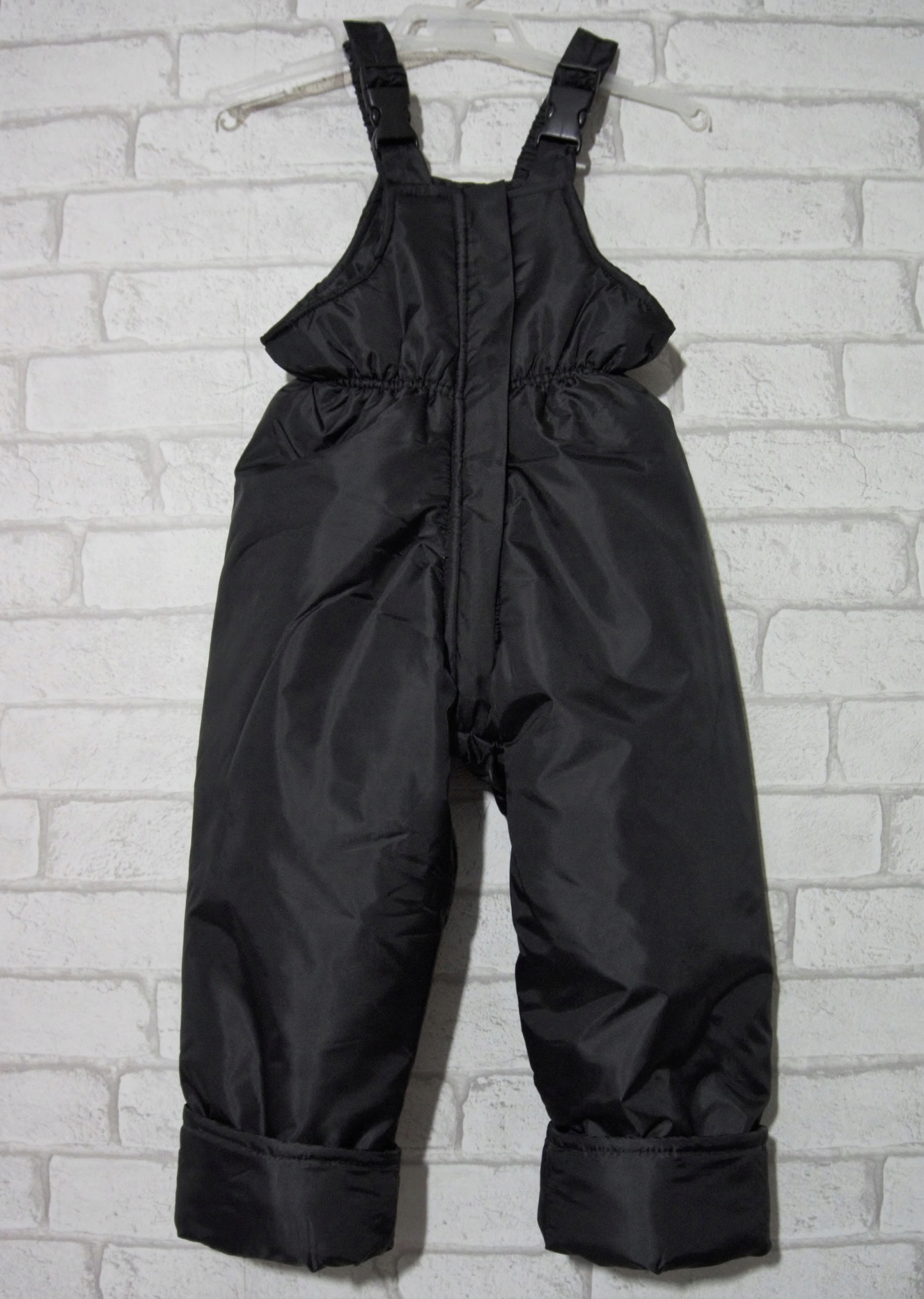 SPODNIE ZIMOWE NA SZELKACH PRODUKT POLSKI Kolor czarny