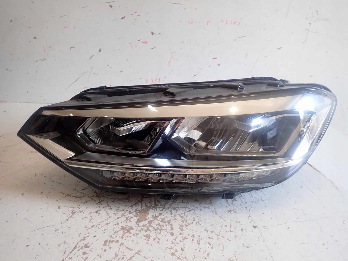 light front front left VW TOURAN 2015- FULL LED