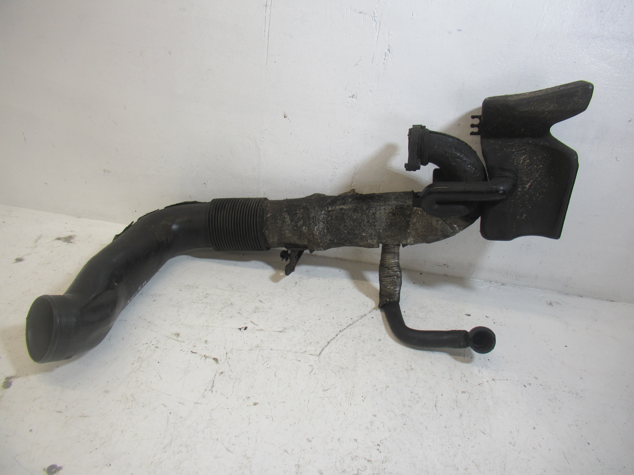 wiring pipe DOLOTOWA air FORD FOCUS MK2