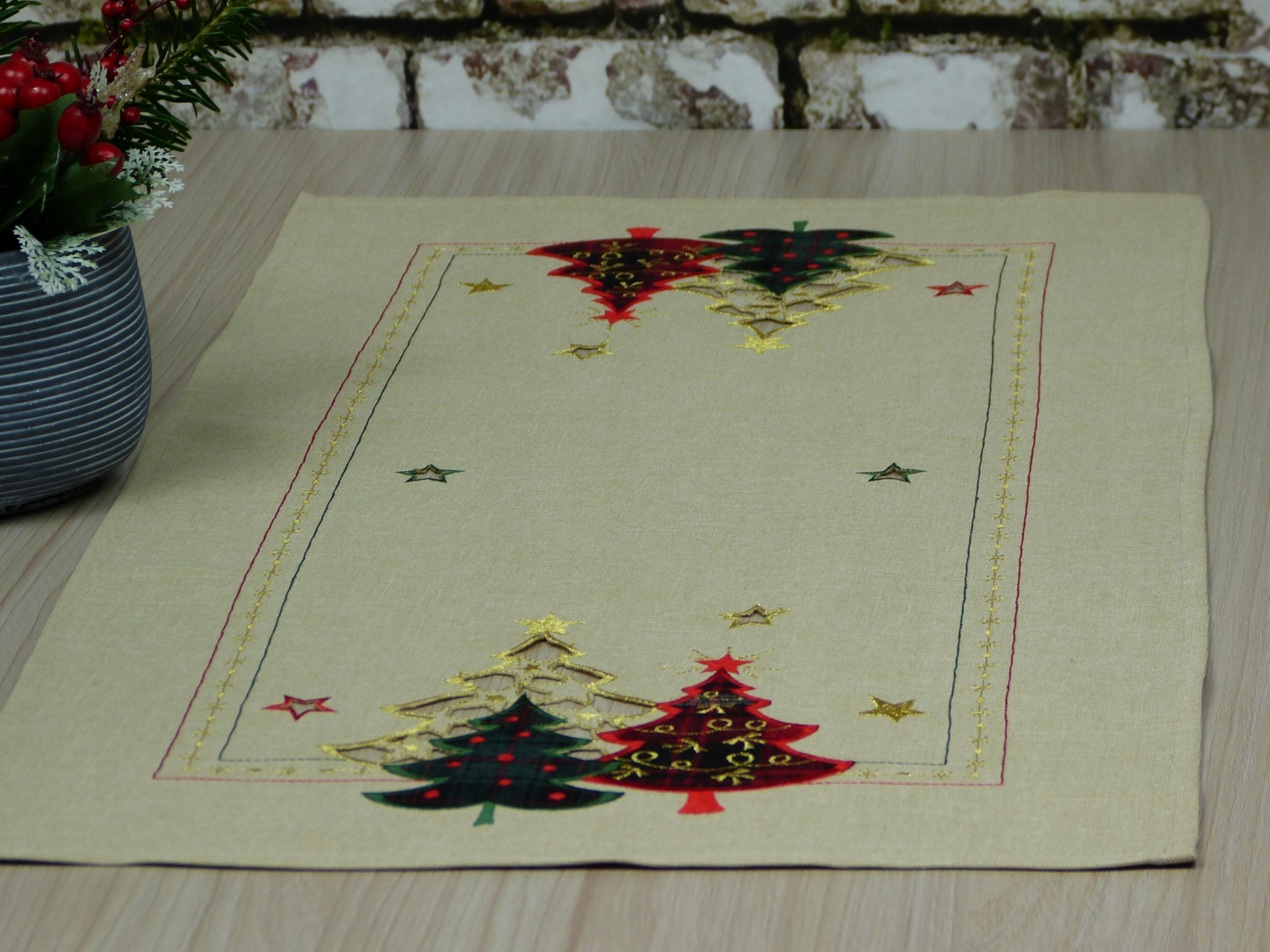 

Bieżnik świąteczny haft Choinki 40x85 beż