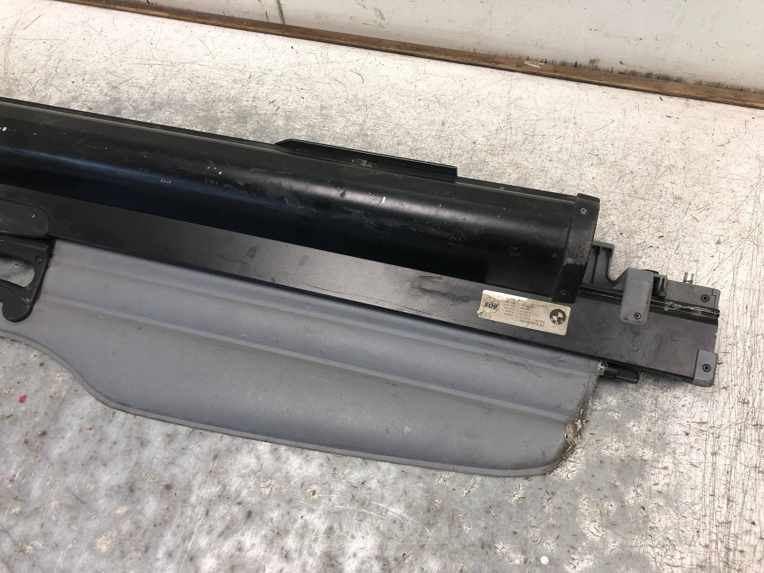 blinds boot grey (GRAU) BMW E39 KOMBI 8236358
