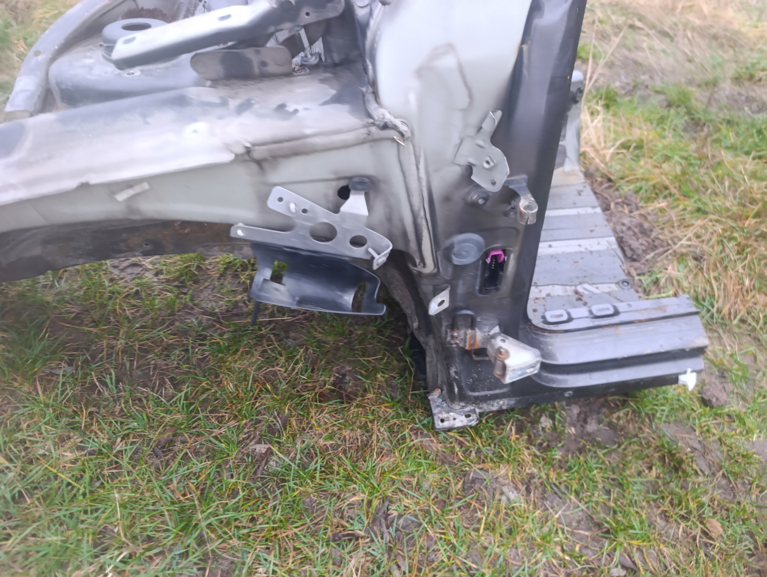 quarter left front left front Volkswagen Passat B7