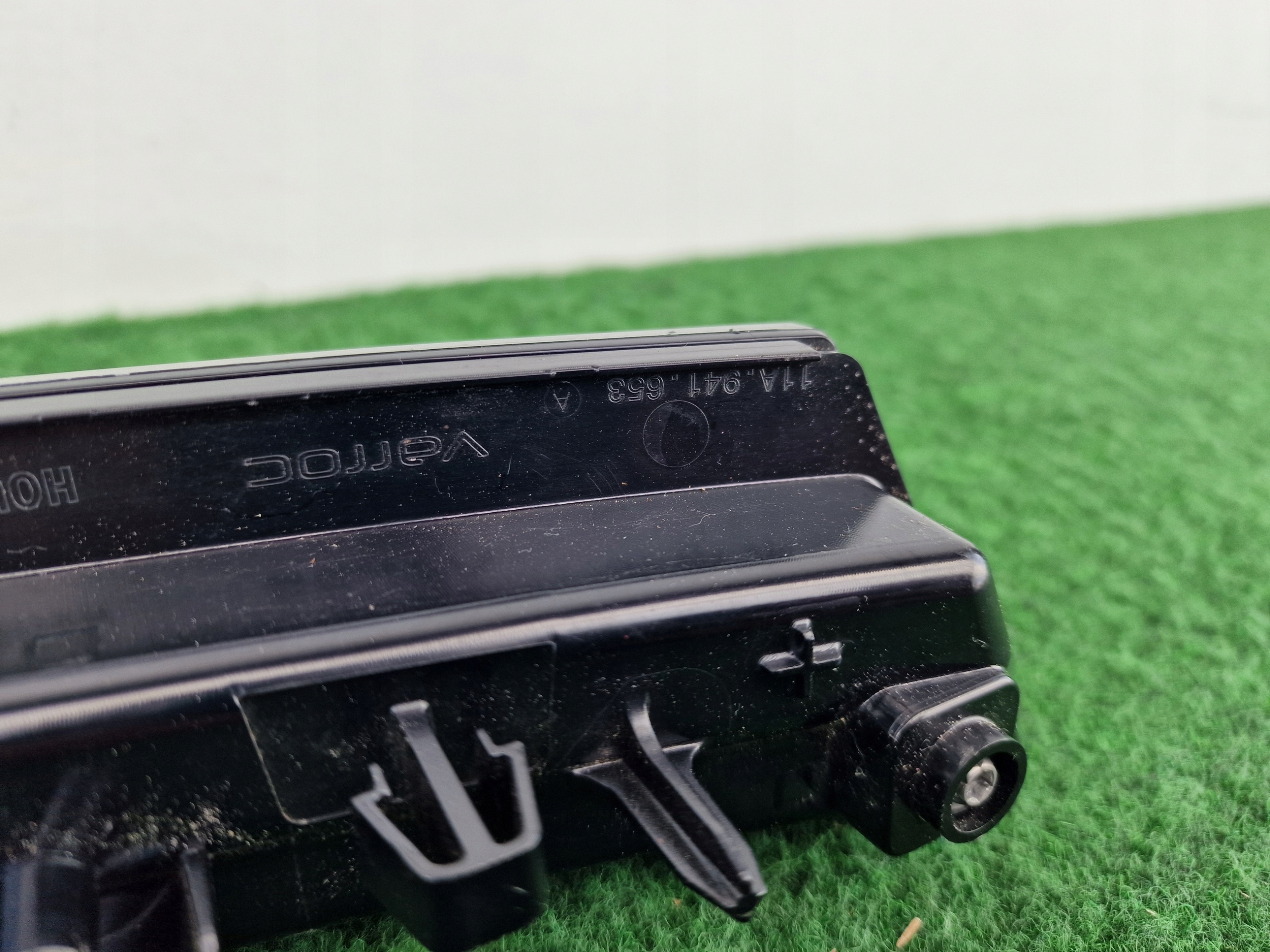 VW ID.4 ID.5 left light DO of a bumper front LED DRL light KA22/UL550