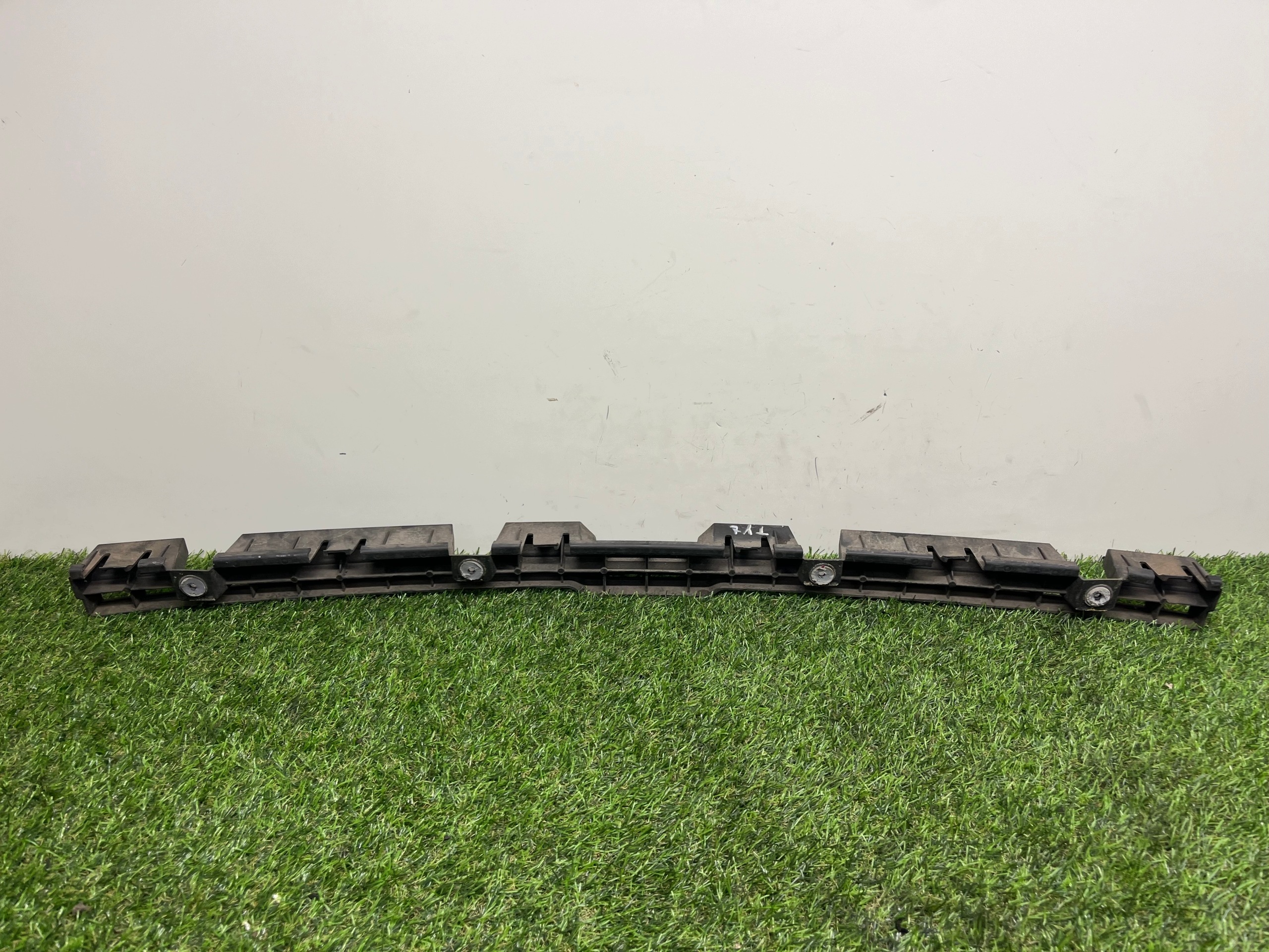 bumper bracket central rear part OPEL AMPERA 1 22820091