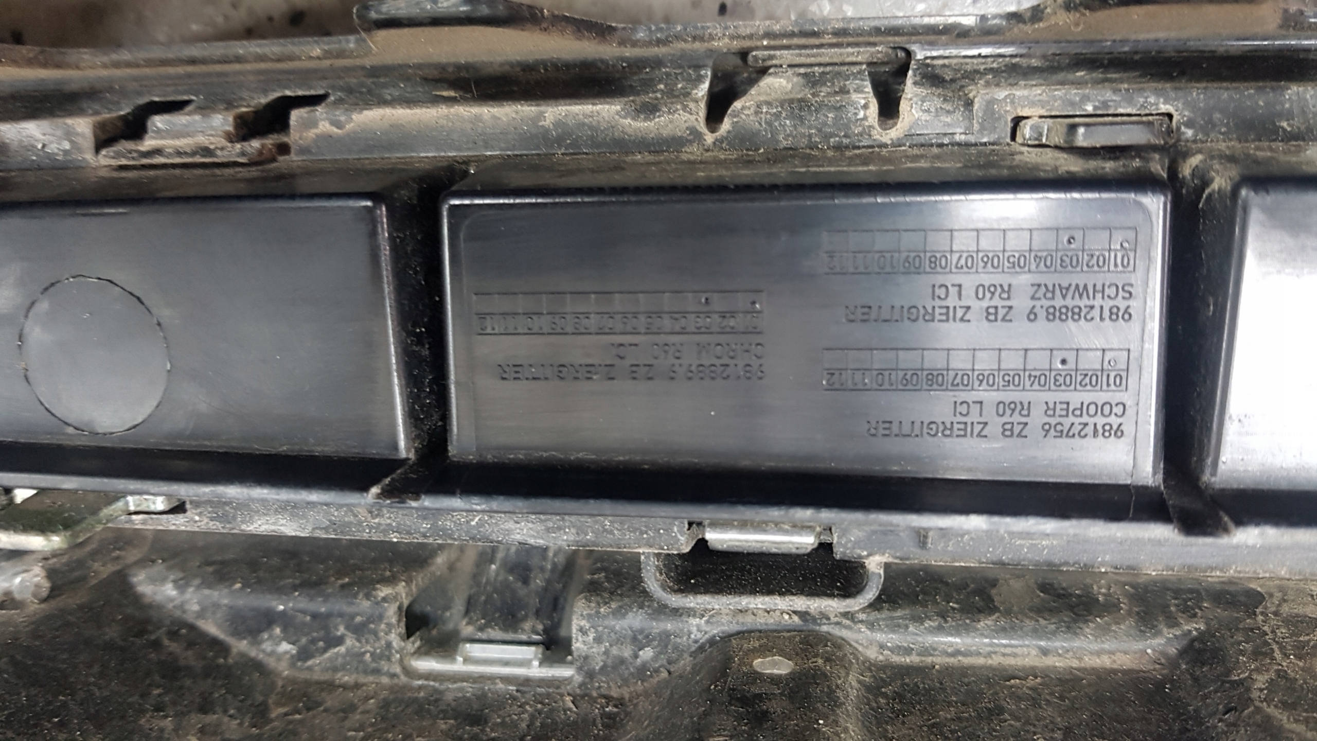 MINI COUNTRYMAN R60 LIFT front PREKLADgrill bumper front 3749
