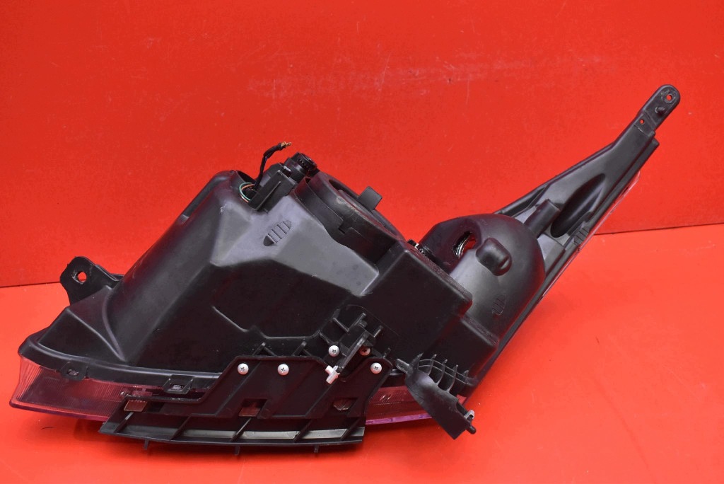 REFLEKTOR right light front EU CHEVROLET CRUZE 1 and J300 LIFT 12-15