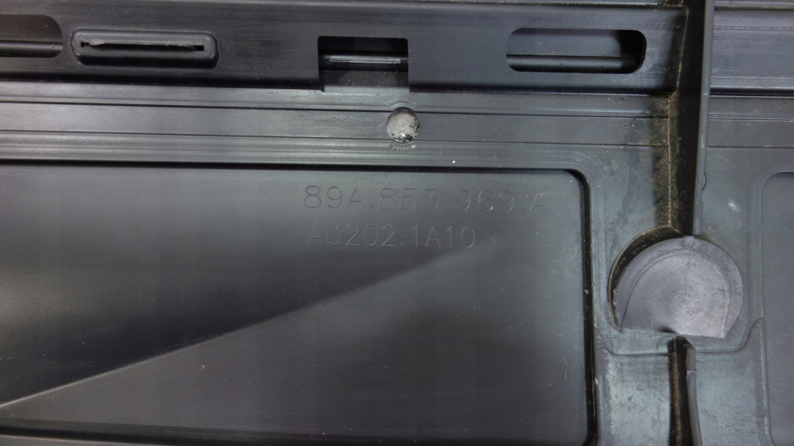moulding door left rear part AUDI Q4 E-TRON 89A853969A
