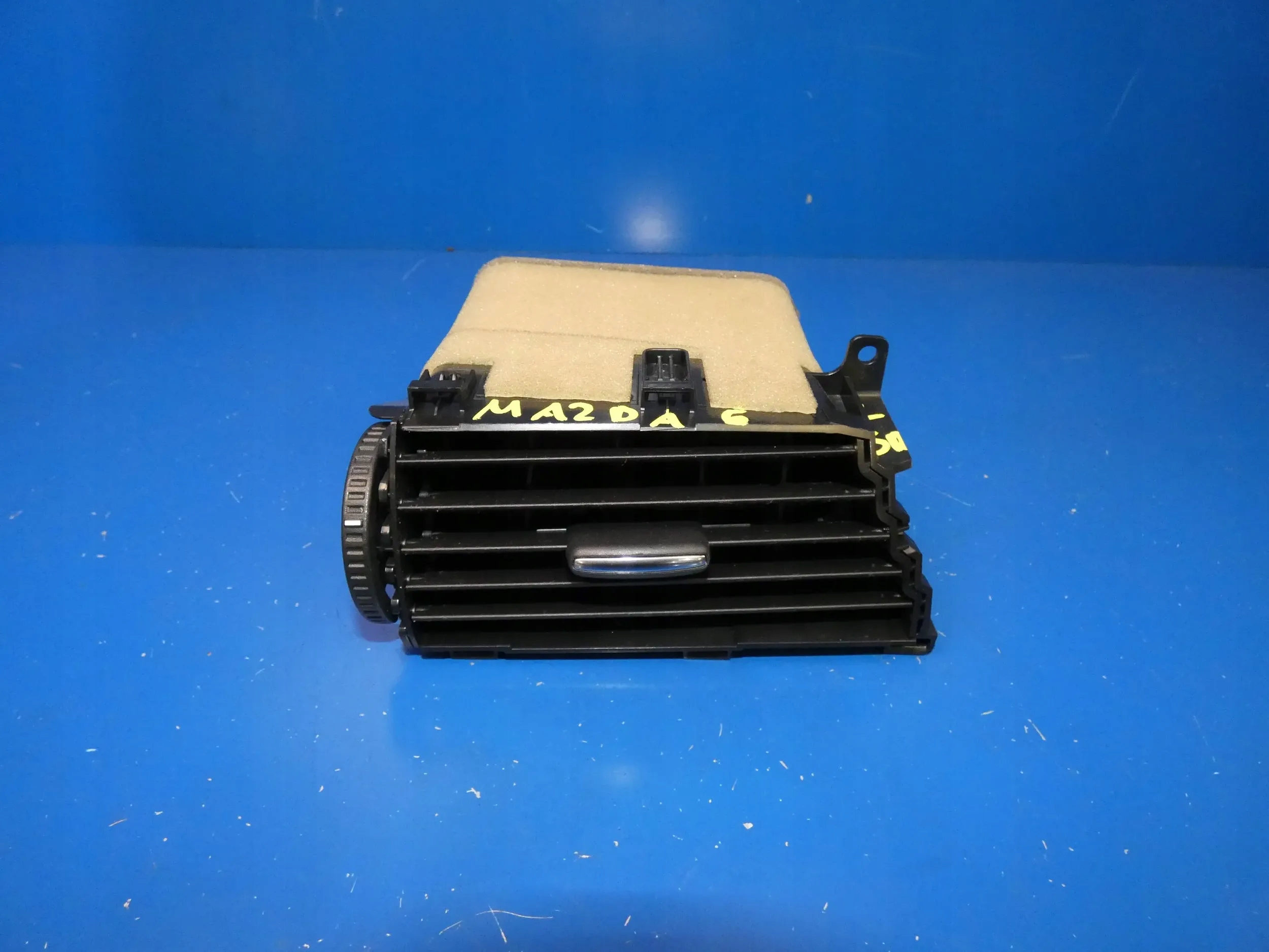 MAZDA 6 GJ III grid air conditioning devices central left