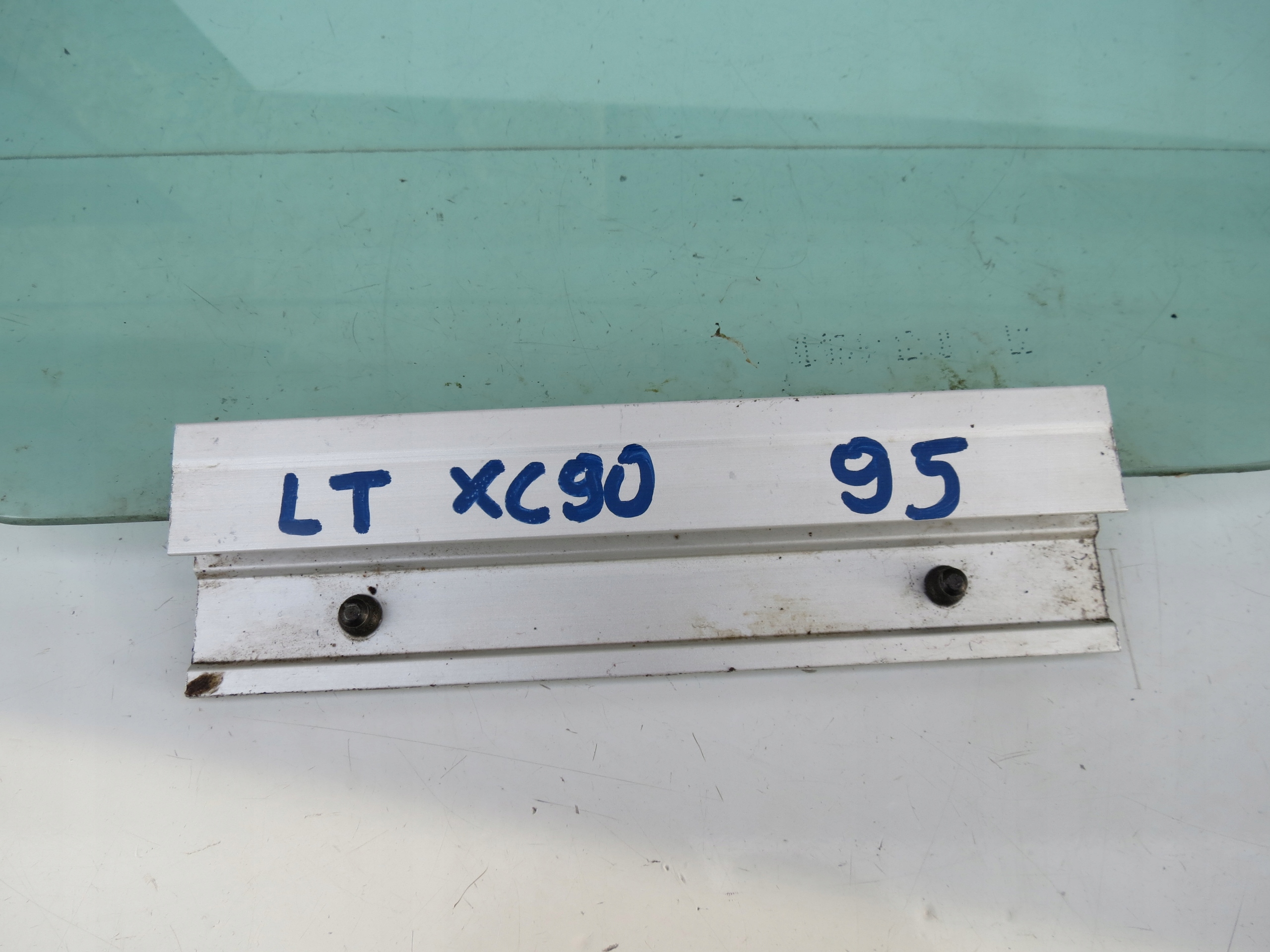 window door left rear part rear VOLVO XC90 and 02-14