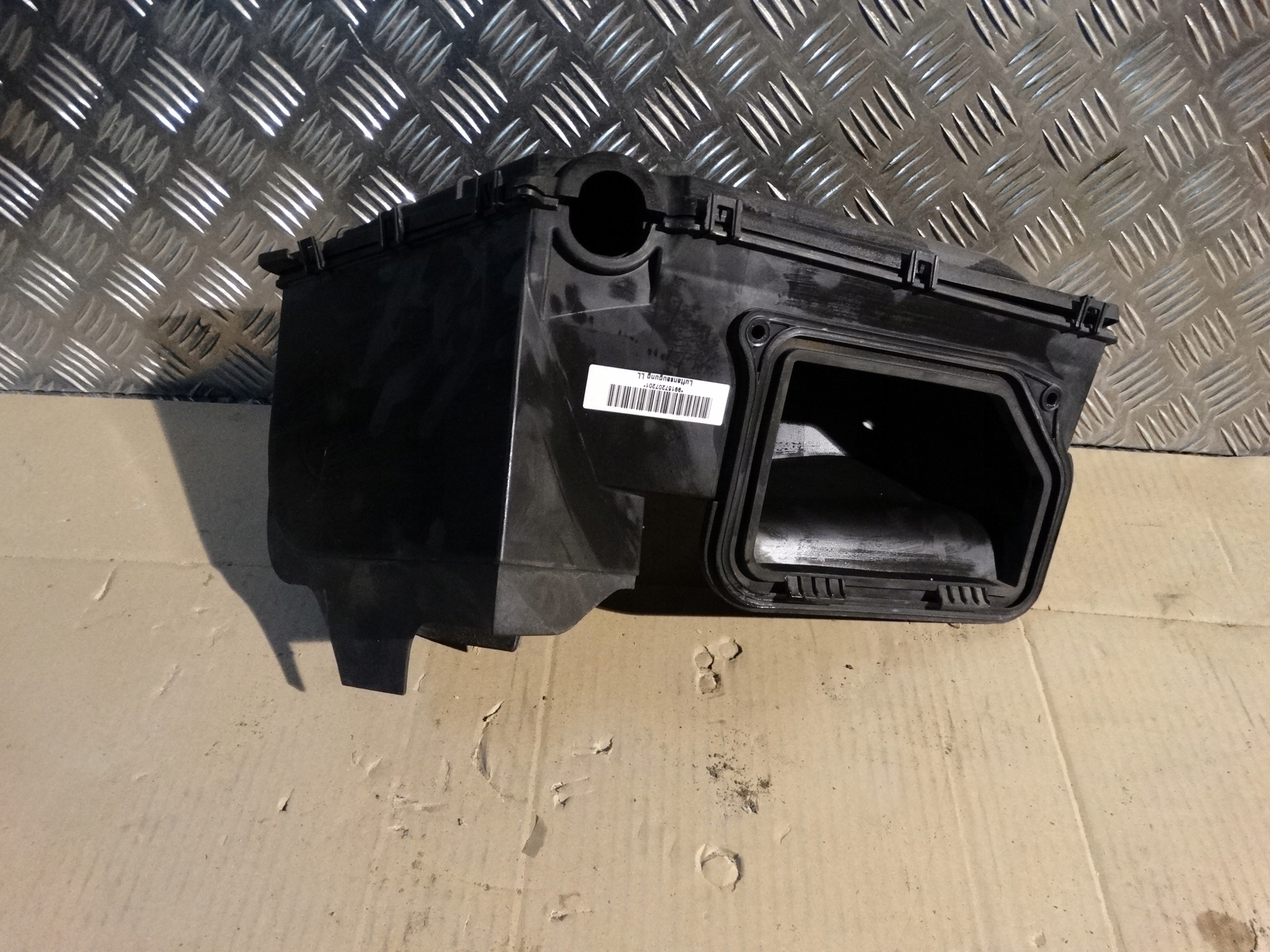 IDEALNA OBUDOWA FILTRA KABINOWEGO PORSCHE 991 1