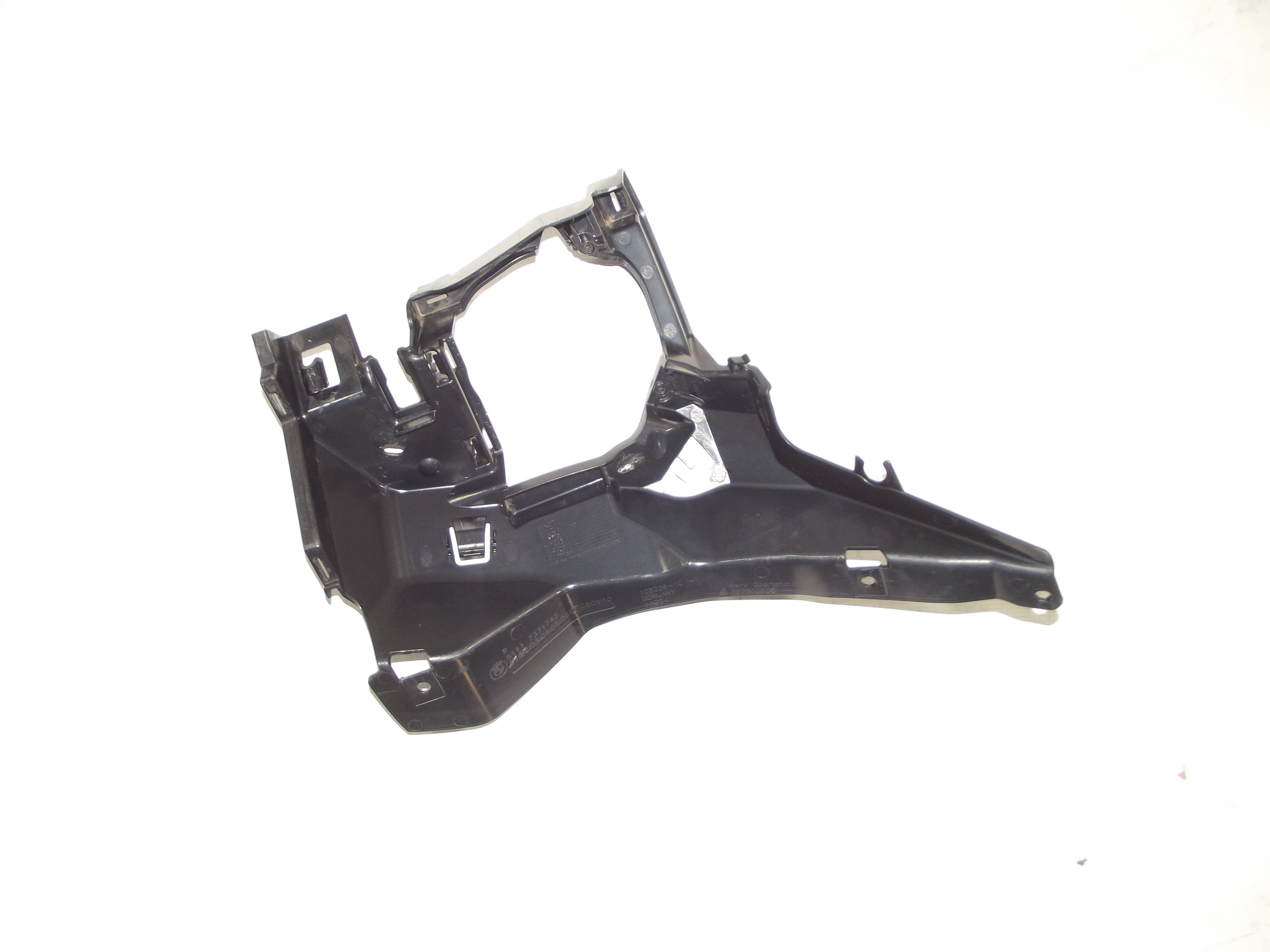 BMW 1 F20 F21 Lift bumper bracket right front 7371740