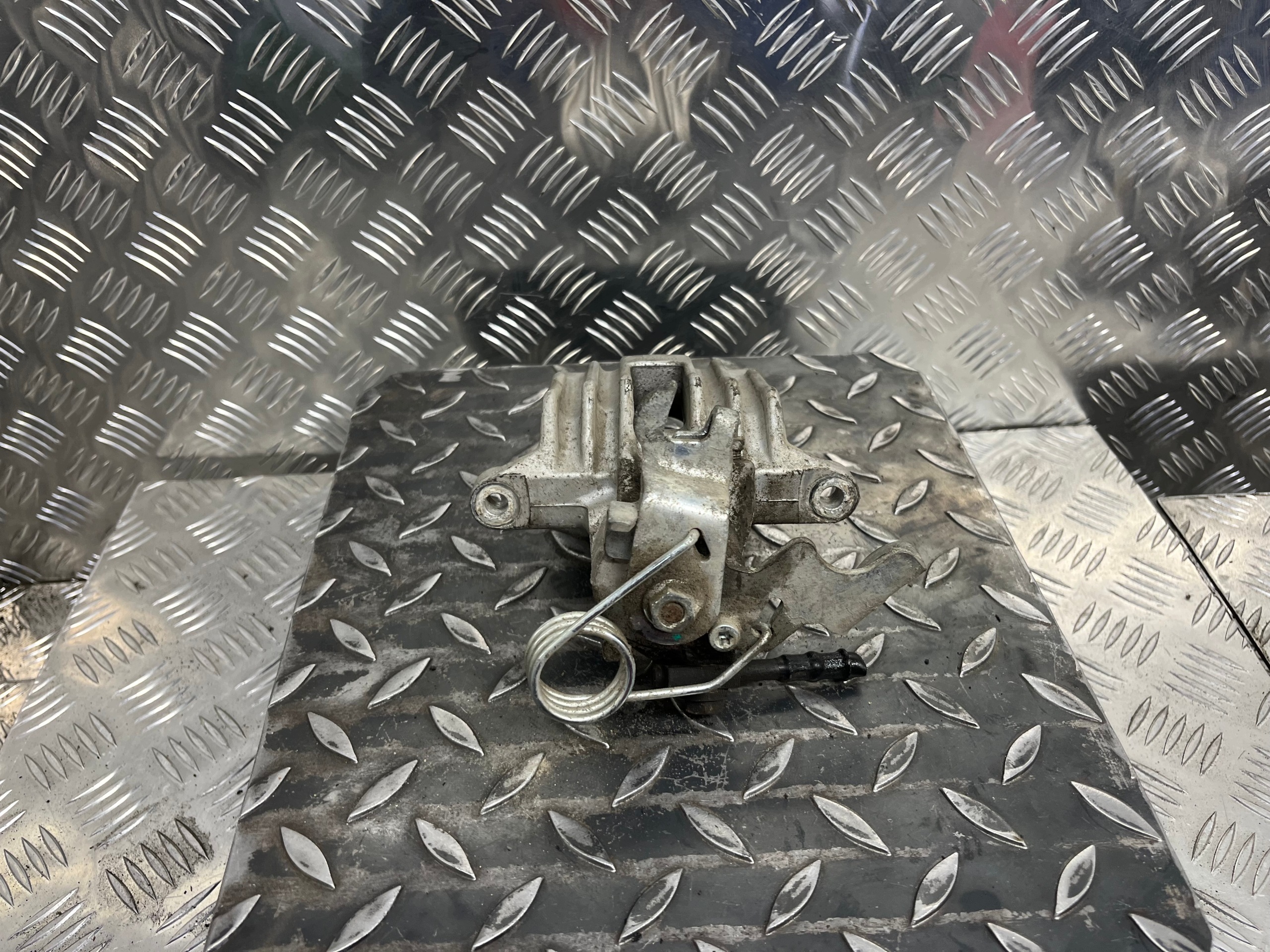 caliper brake left rear part rear VOLKSWAGEN PASSAT B5 FL