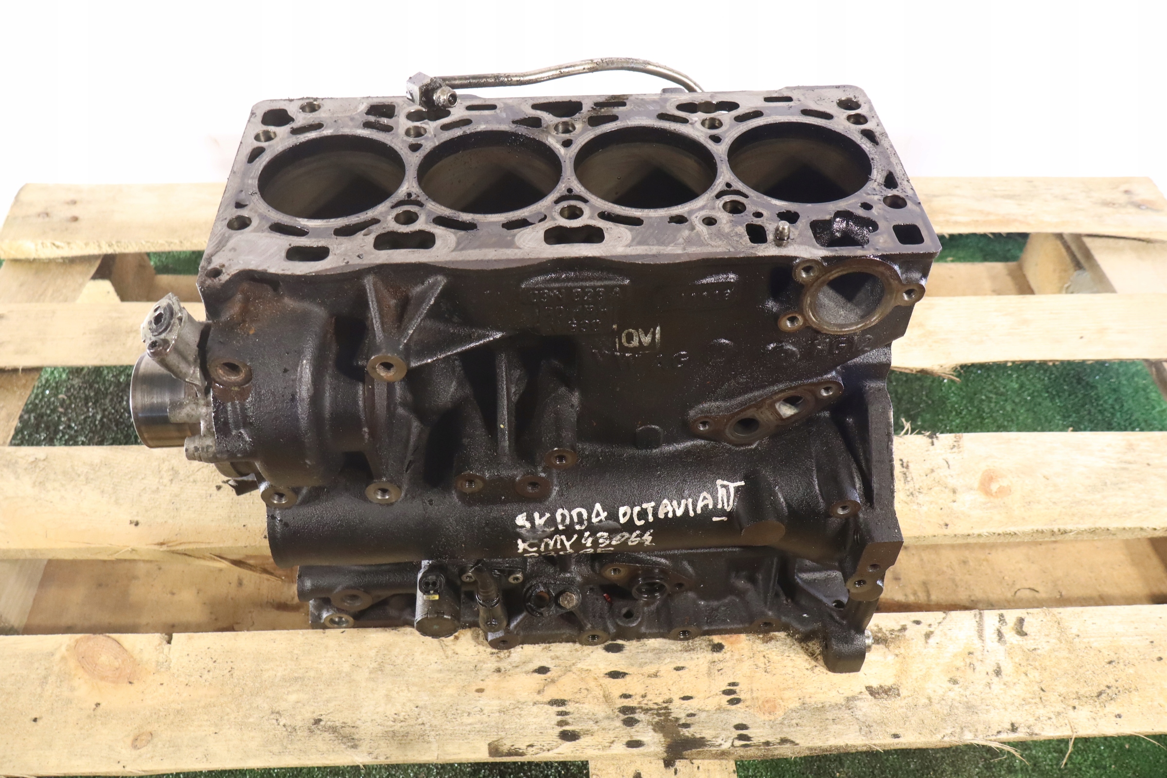 BLOK SILNIKA SKODA OCTAVIA III LIFT 2.0TDI Stan opakowania zastępcze