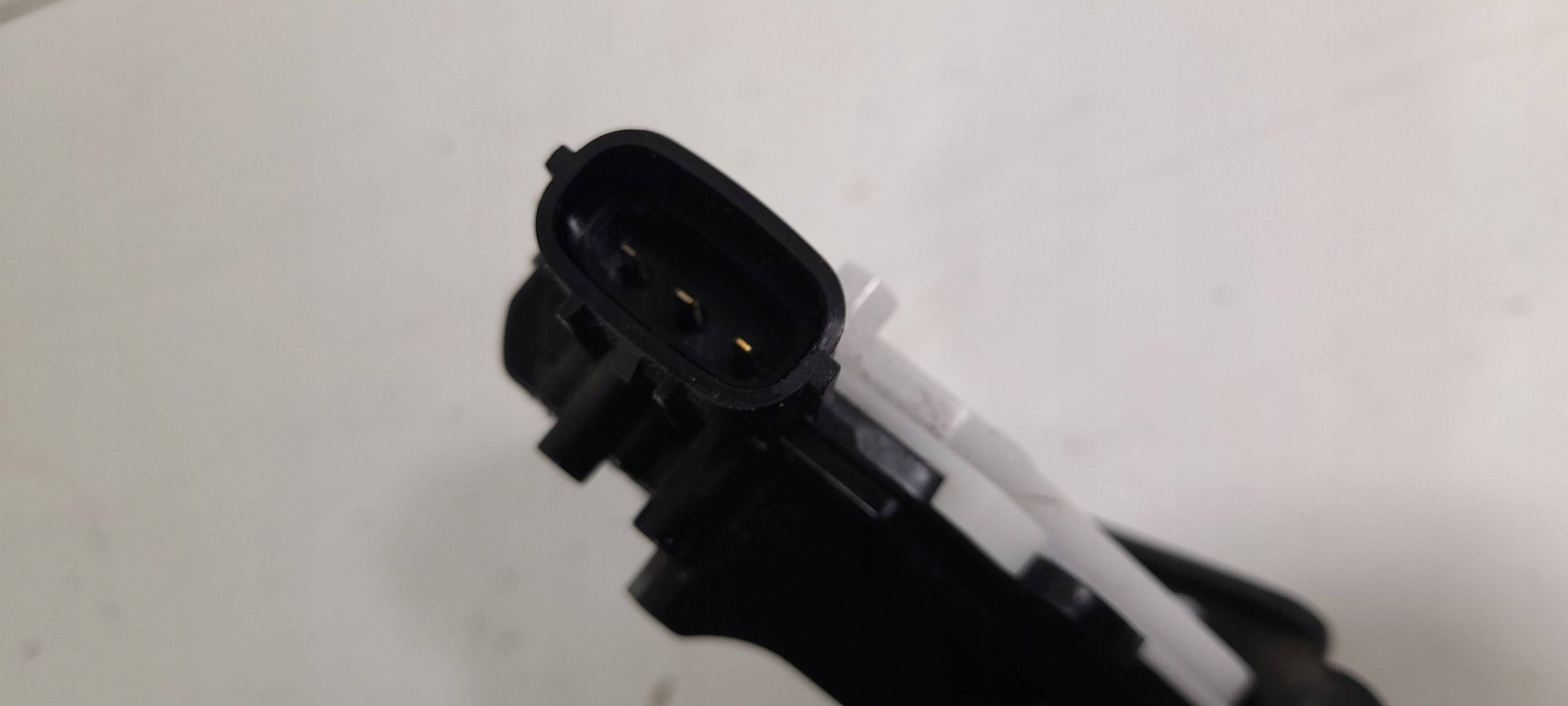 Toyota Corolla E21 Hatchback lock bonnet boot (ZB319)