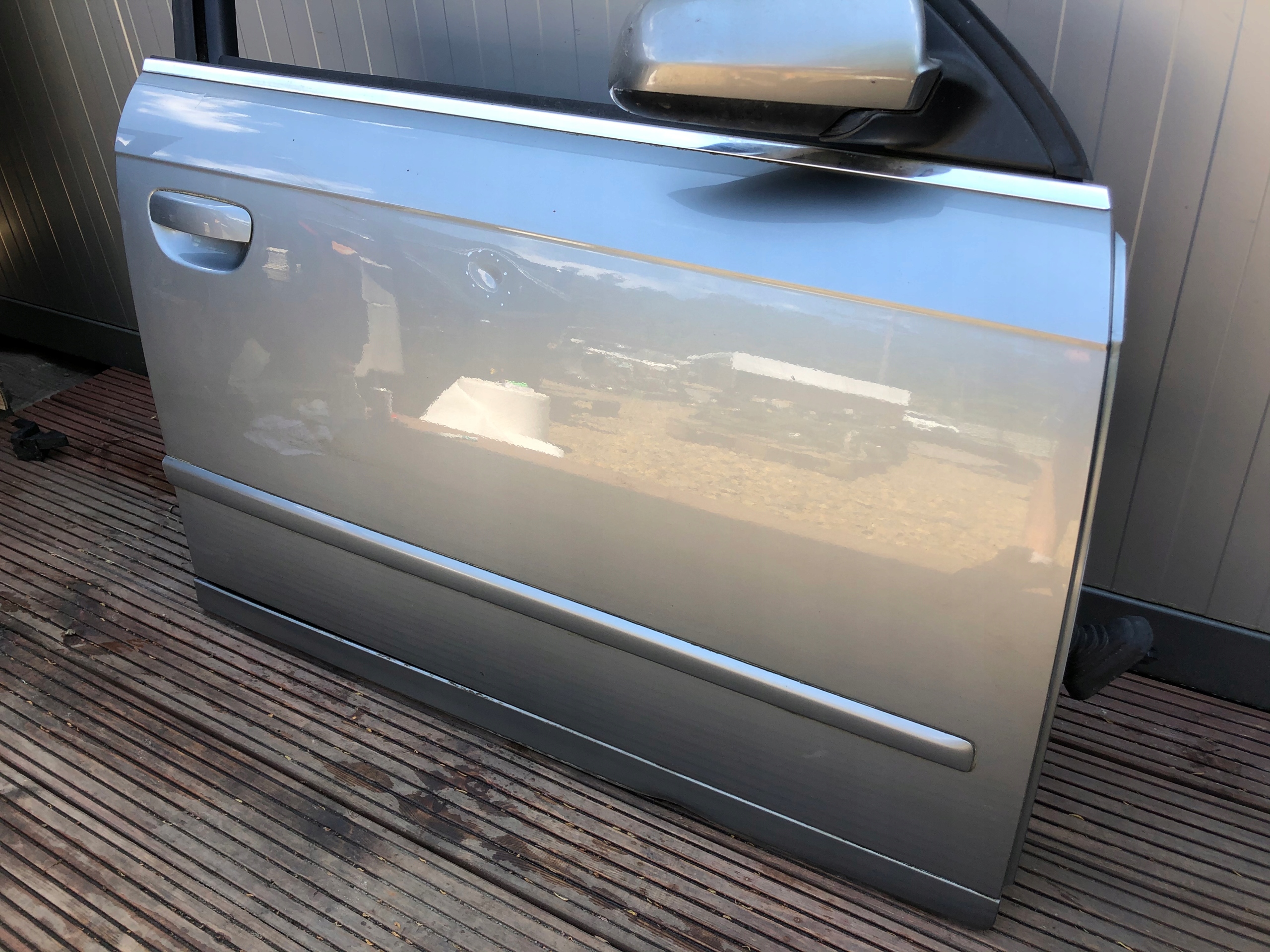 AUDI A4 B7 complete door right front SREBRNY