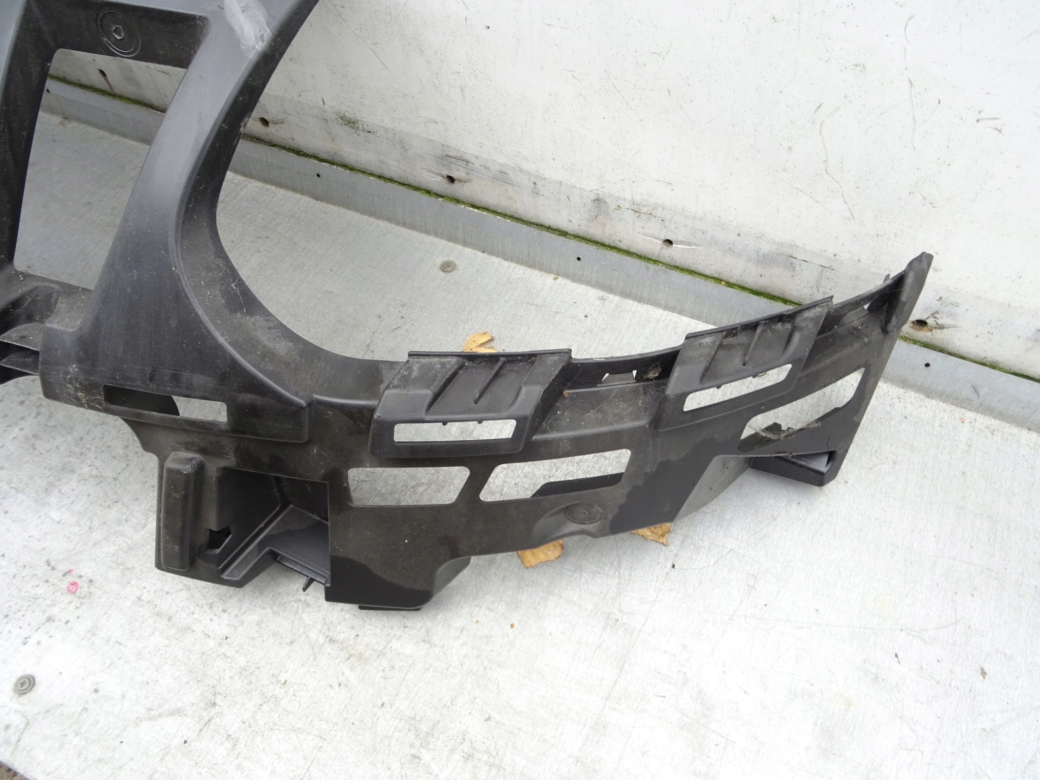 CITROEN C3 PICASSO příčka nárazníku předek 9681799577