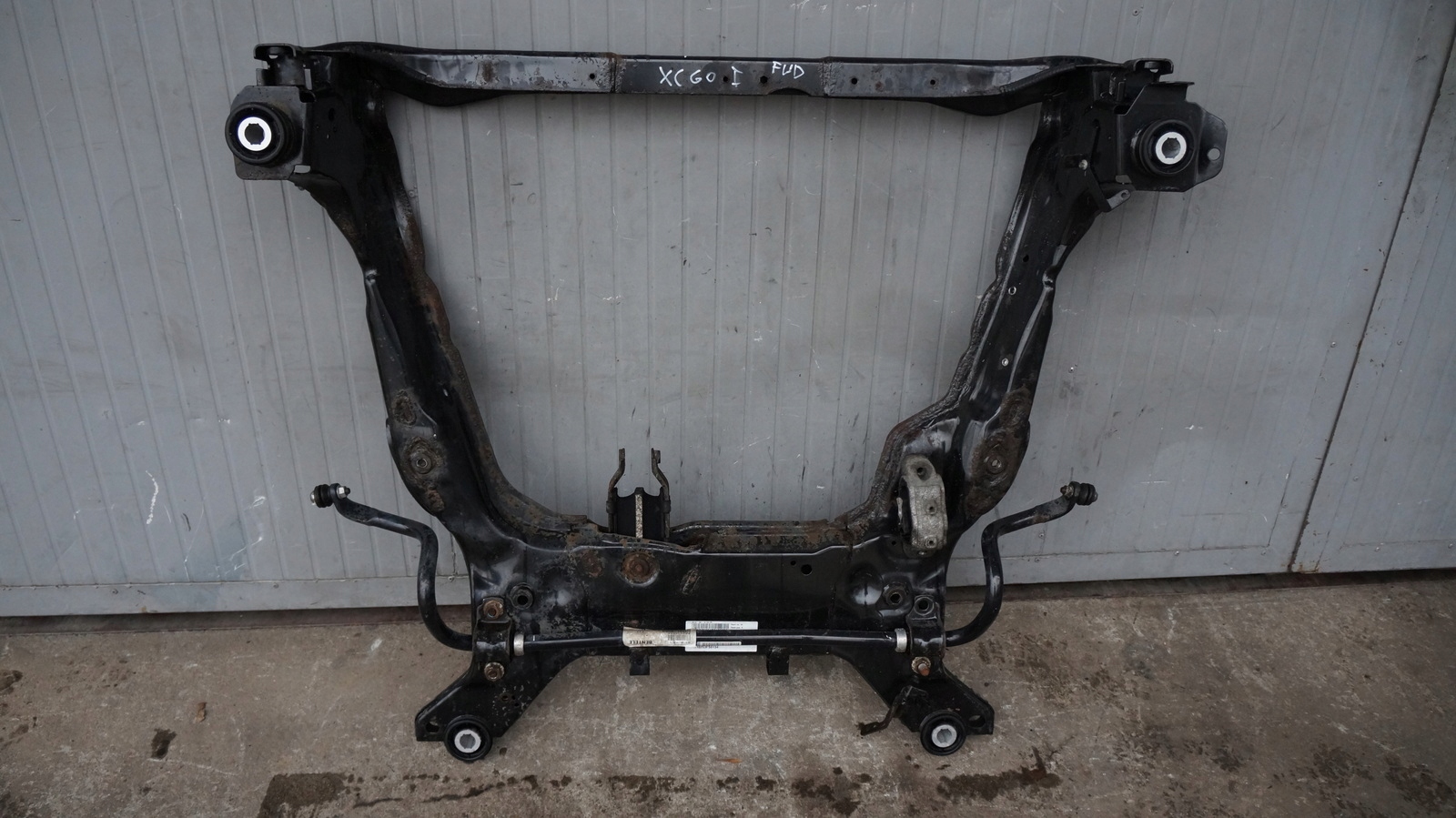 VOLVO XC60 САНИ СКАМЬЯ БАЛКА ПОД ДВИГАТЕЛЬ ПЕРЕДНЯЯ 08-13