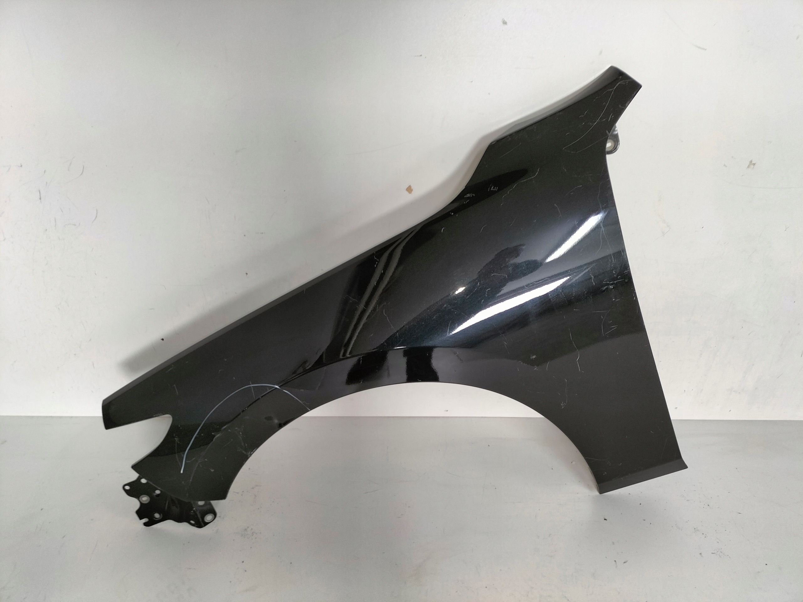 fender front front left MAZDA 3 BP 19