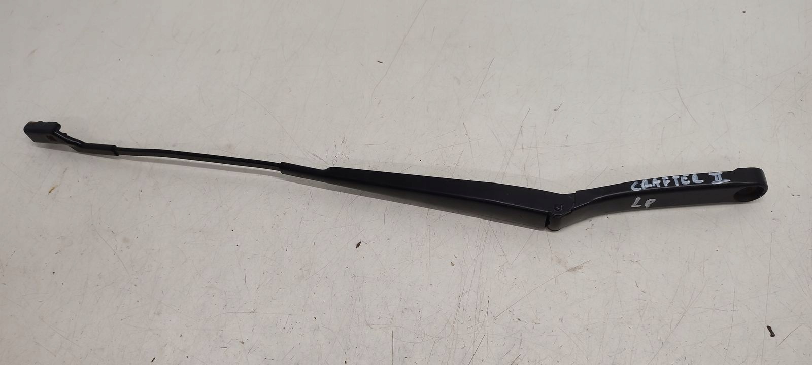 wiper arm left VW Crafter II 7C0