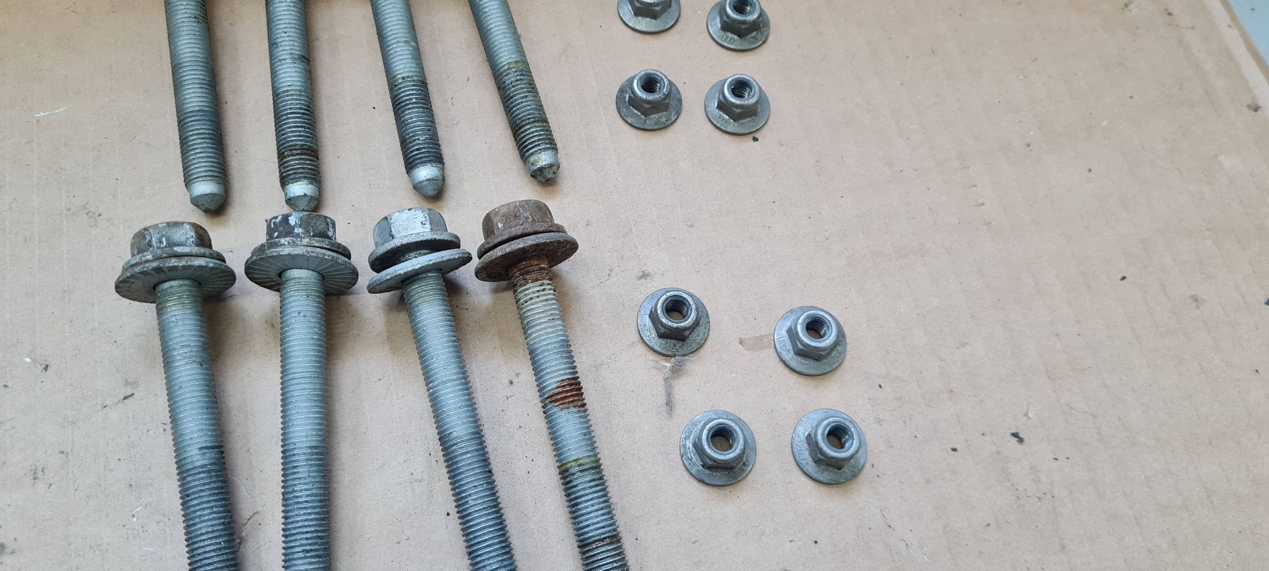 A6 C7 4G screws springing front axle beam axle beam A7 4G A4 B8 S4 A5 8T