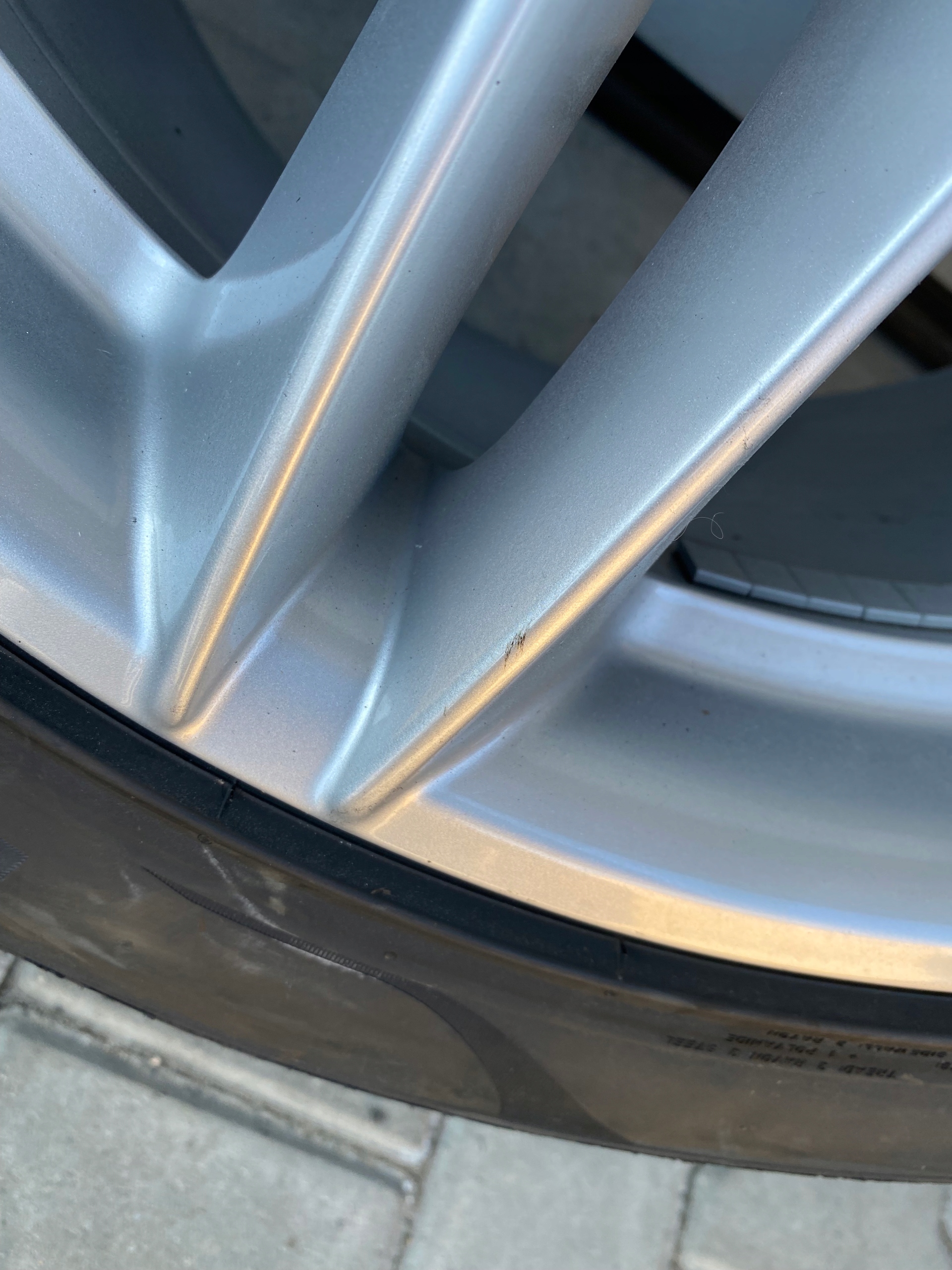 FERRARI 812 GTS complete wheels wheels running board 20