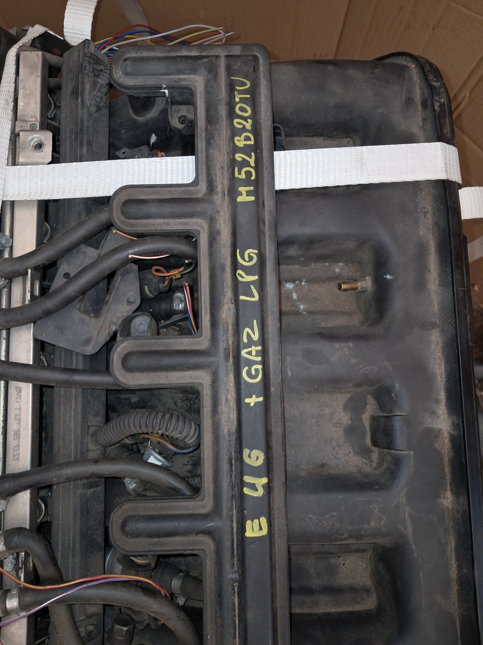 engine 2.0 24V M52B20TU pillar Z KOLEKTOREM BMW E46 PEWNIAK