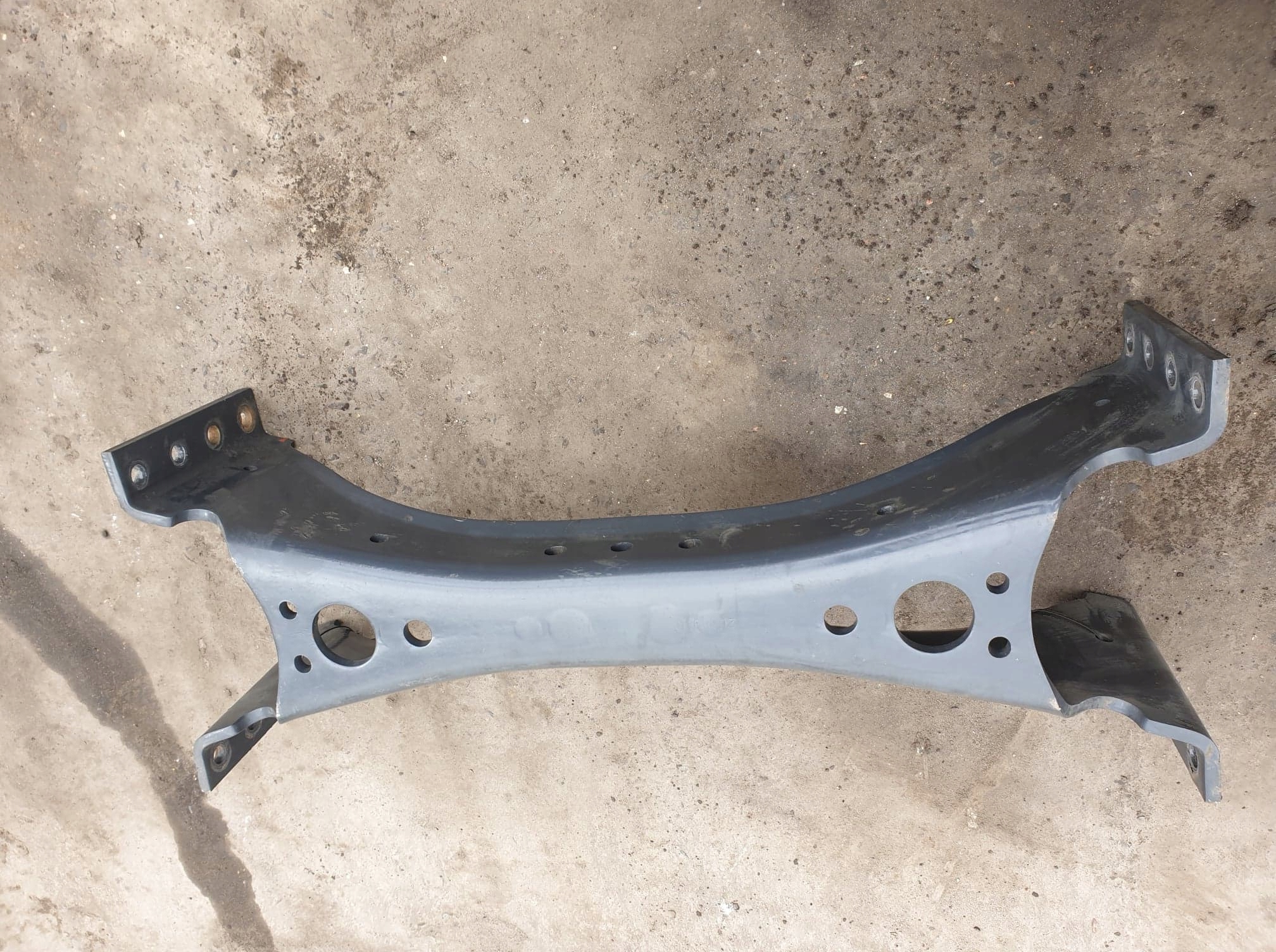 Belka poprzeczka ramy Scania R 2008936