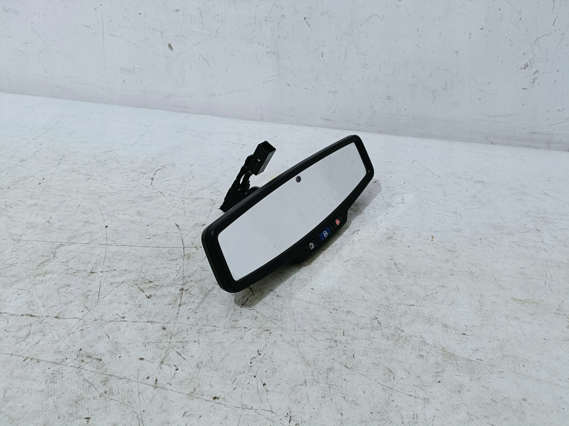 CADILLAC ESCALADE IV 15- rear-view mirror SRODKOWE inner 13584893