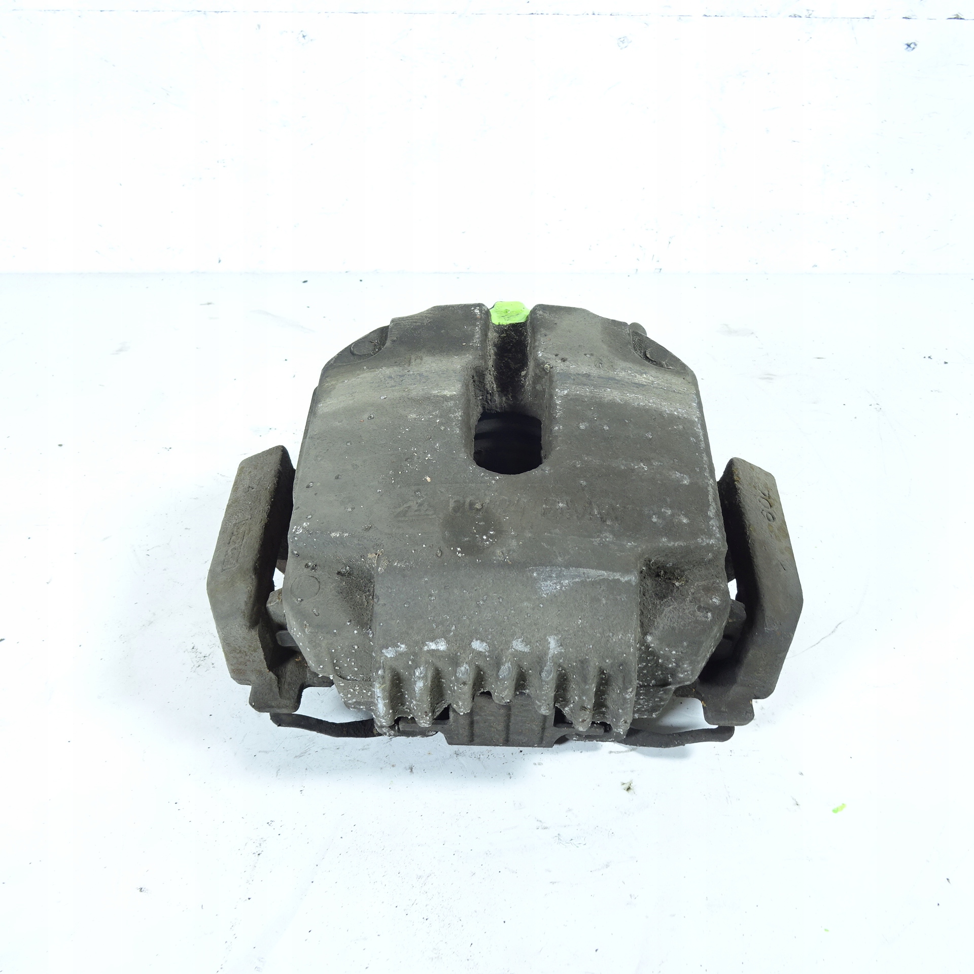BMW 5 E60 E61 2.0D caliper brake front right