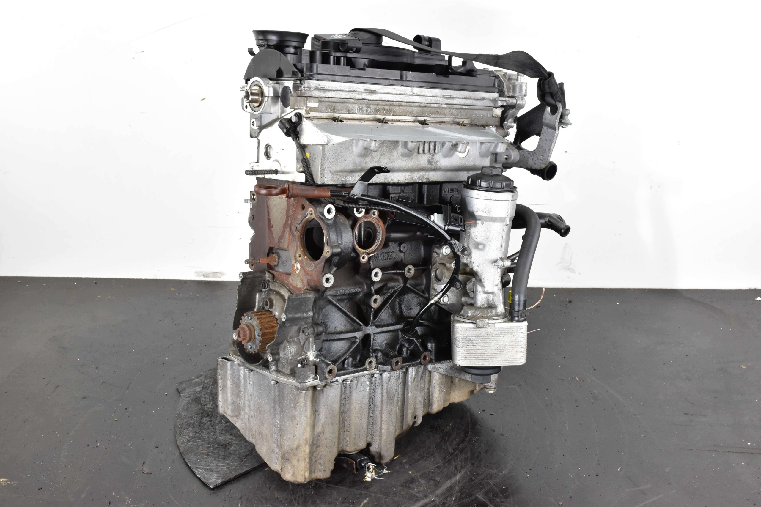 engine AUDI A4 B8 A5 8T Q5 A6 C6 SEAT EXEO 2.0 TDI CAG !! KOMPRESJA !!