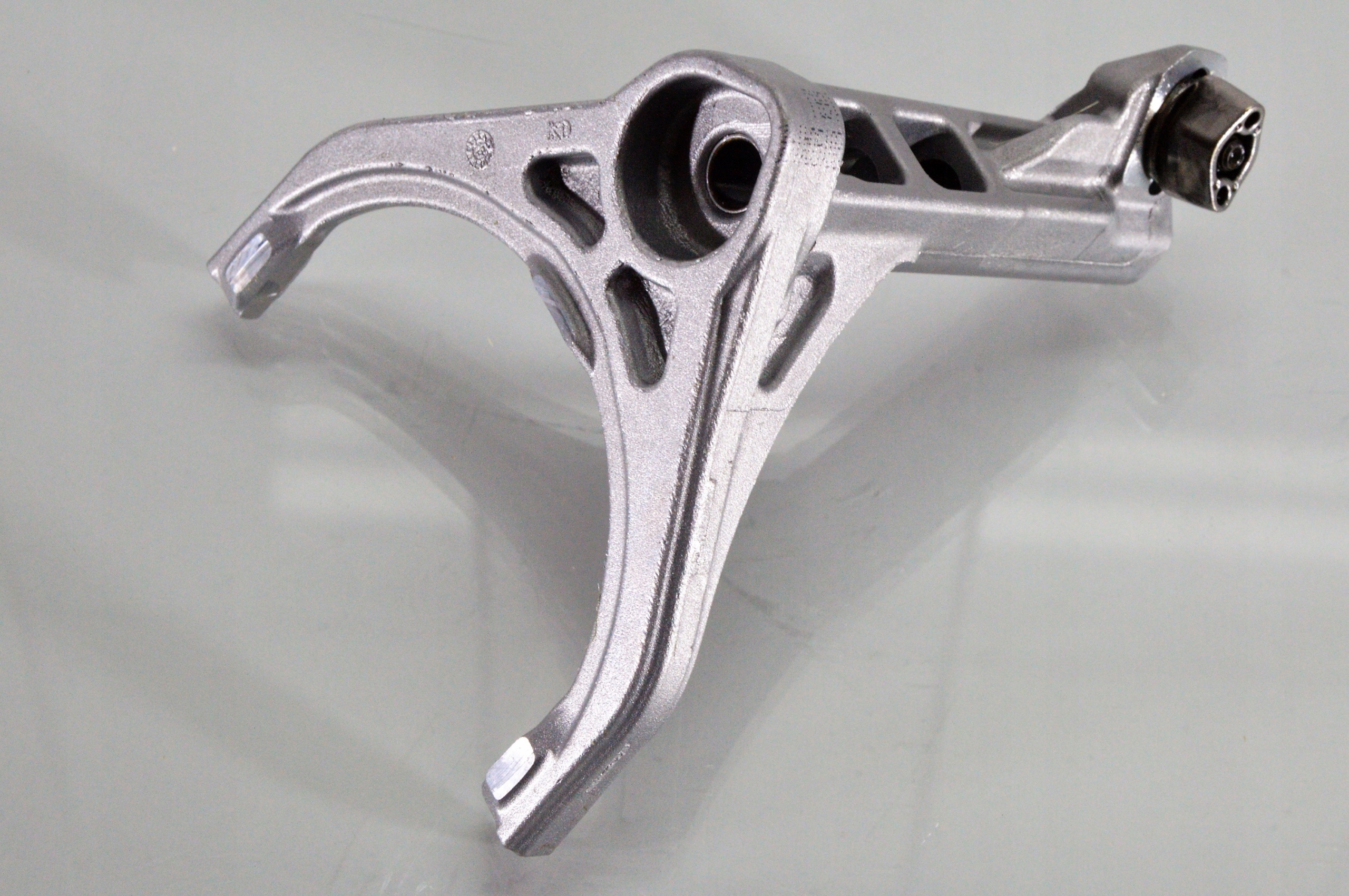 Widelec zmiany biegów 2509248303 6DCT250 DC4 EDC Numer katalogowy części 2509248303