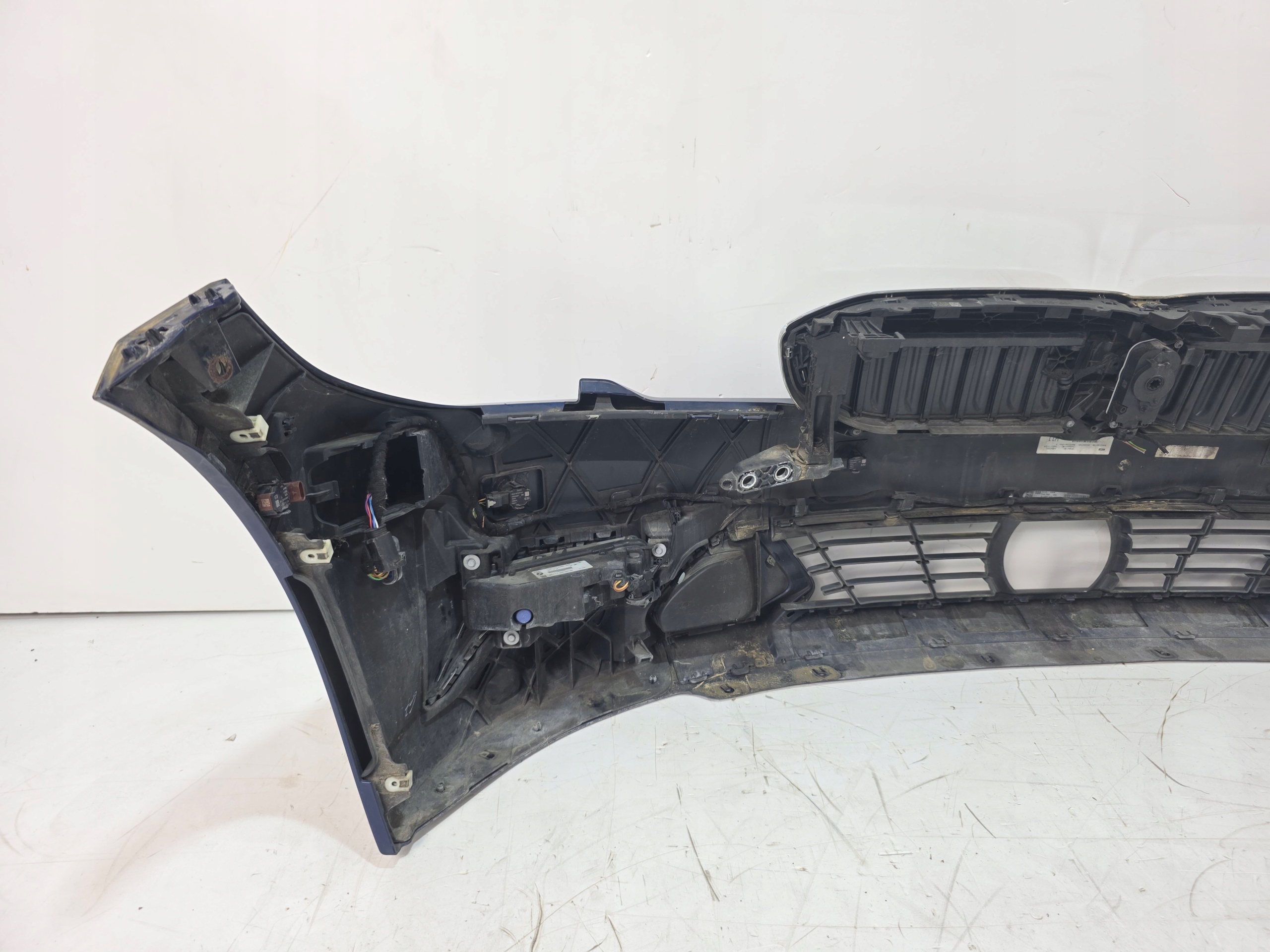 front bumper BMW G21 LCI KAMERA 6XPDC C10 MIDETERRANEAN BLUE METALLIC