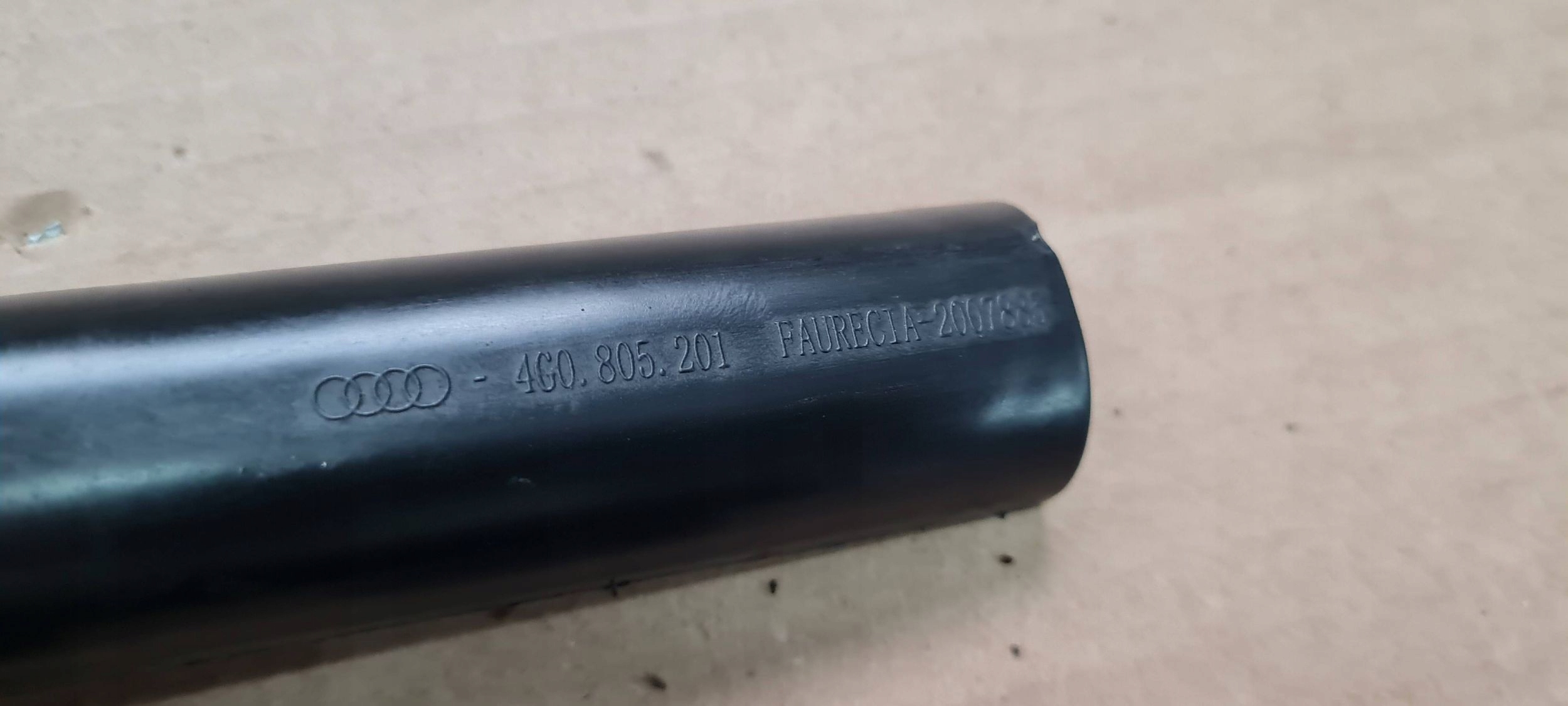 A7 4G bracket hook holder radiator 4G0805201 A6 C7 4G