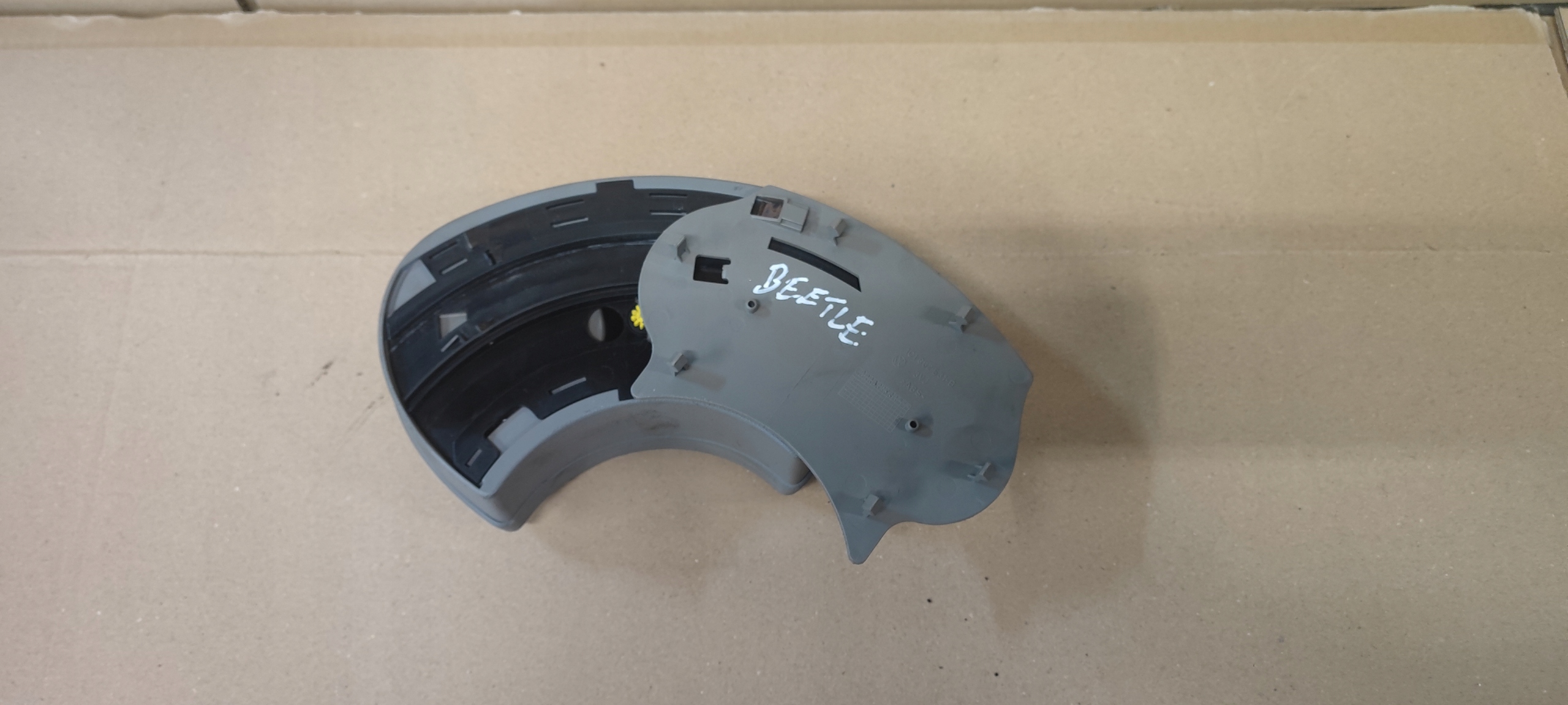 VW NEW BEETLE bracket for KUBKI SPRAWNY