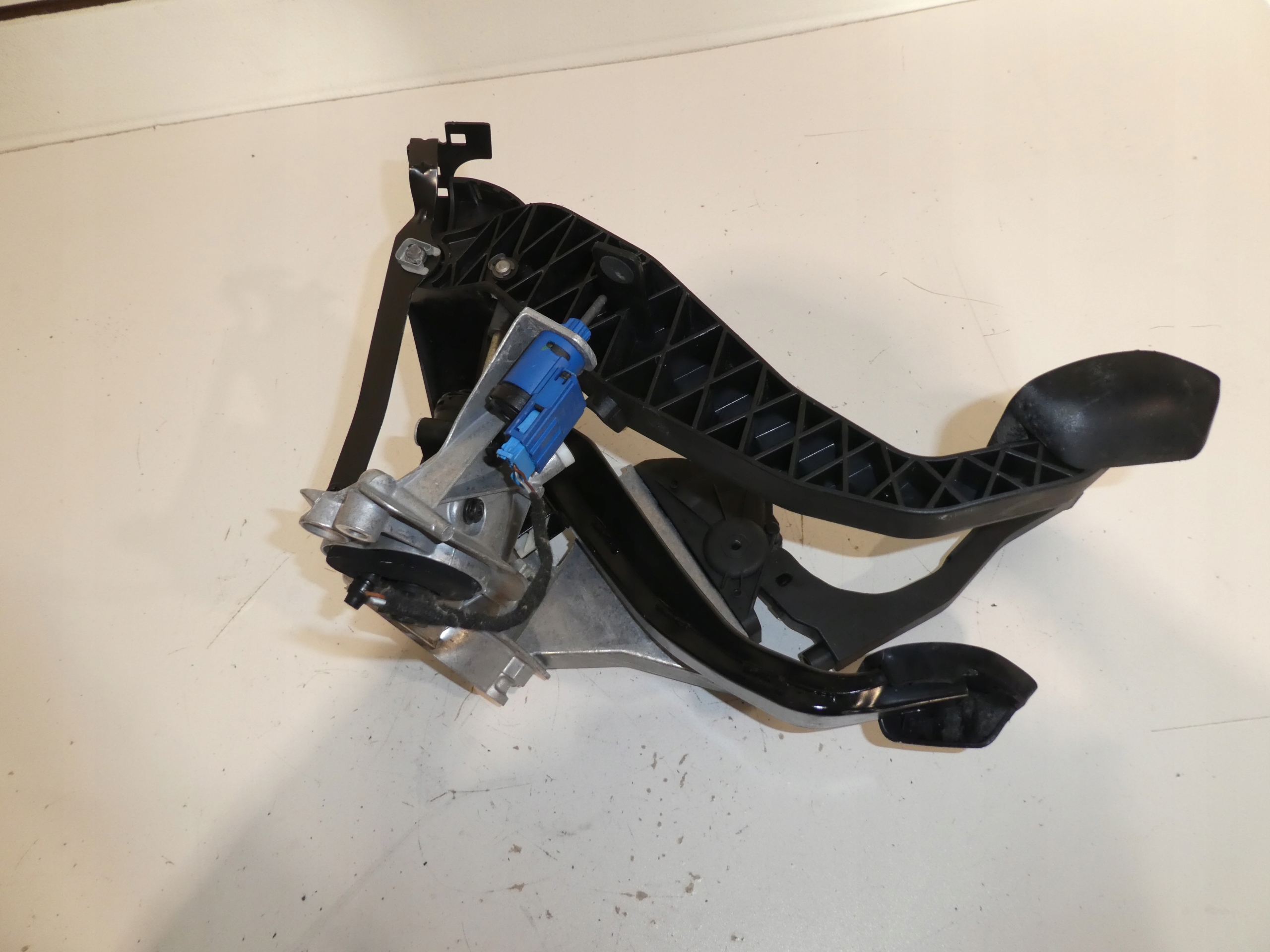 PEDAL PEDALA support PEDALOW MANUAL AUDI A6 C6 4F1721117B