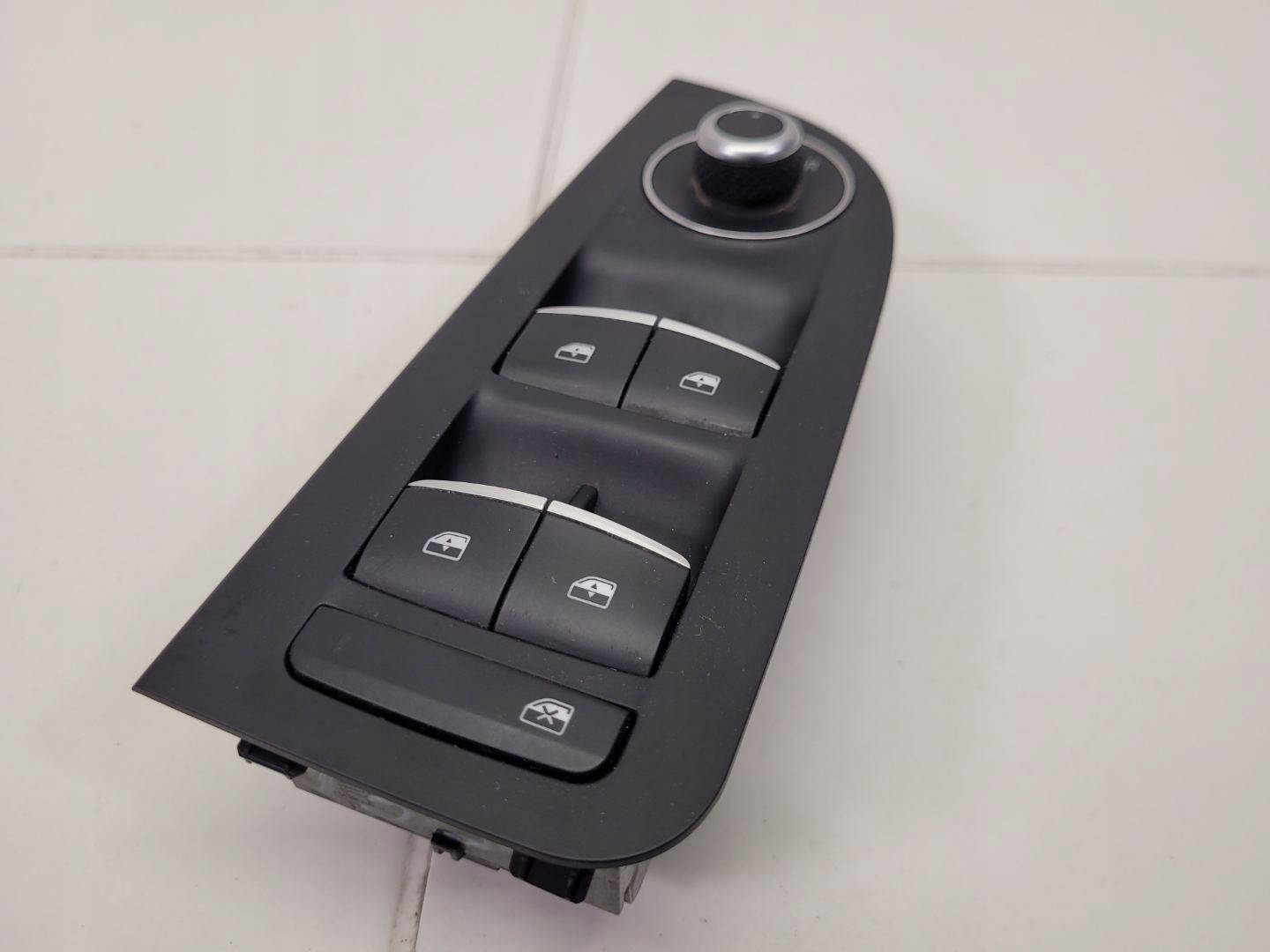 Przyciski Vitre Alfa Romeo Giulia 2 2017 01561342350
