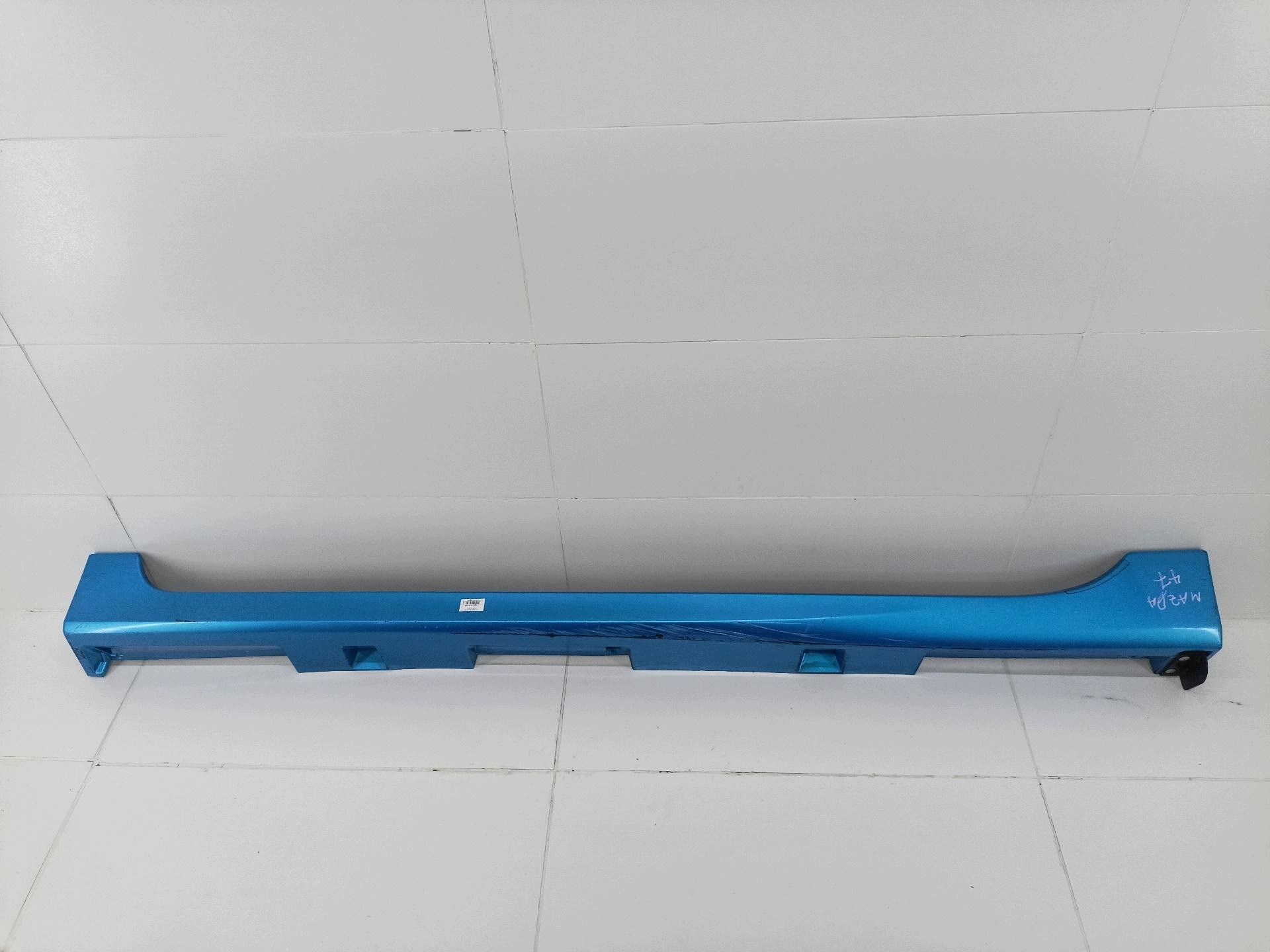 moulding threshold exterior left side Mazda 3 2 BL 2010 BBN5-51P51