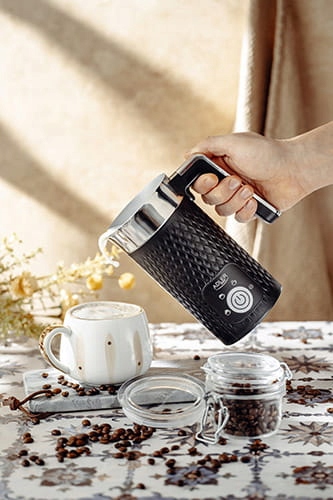 SPIENIACZ MLEKA PODGRZEWACZ CIEPŁA ZIMNA PIANKA LATTE CAPPUCINO CZEKOLADA Pojemność 300 ml