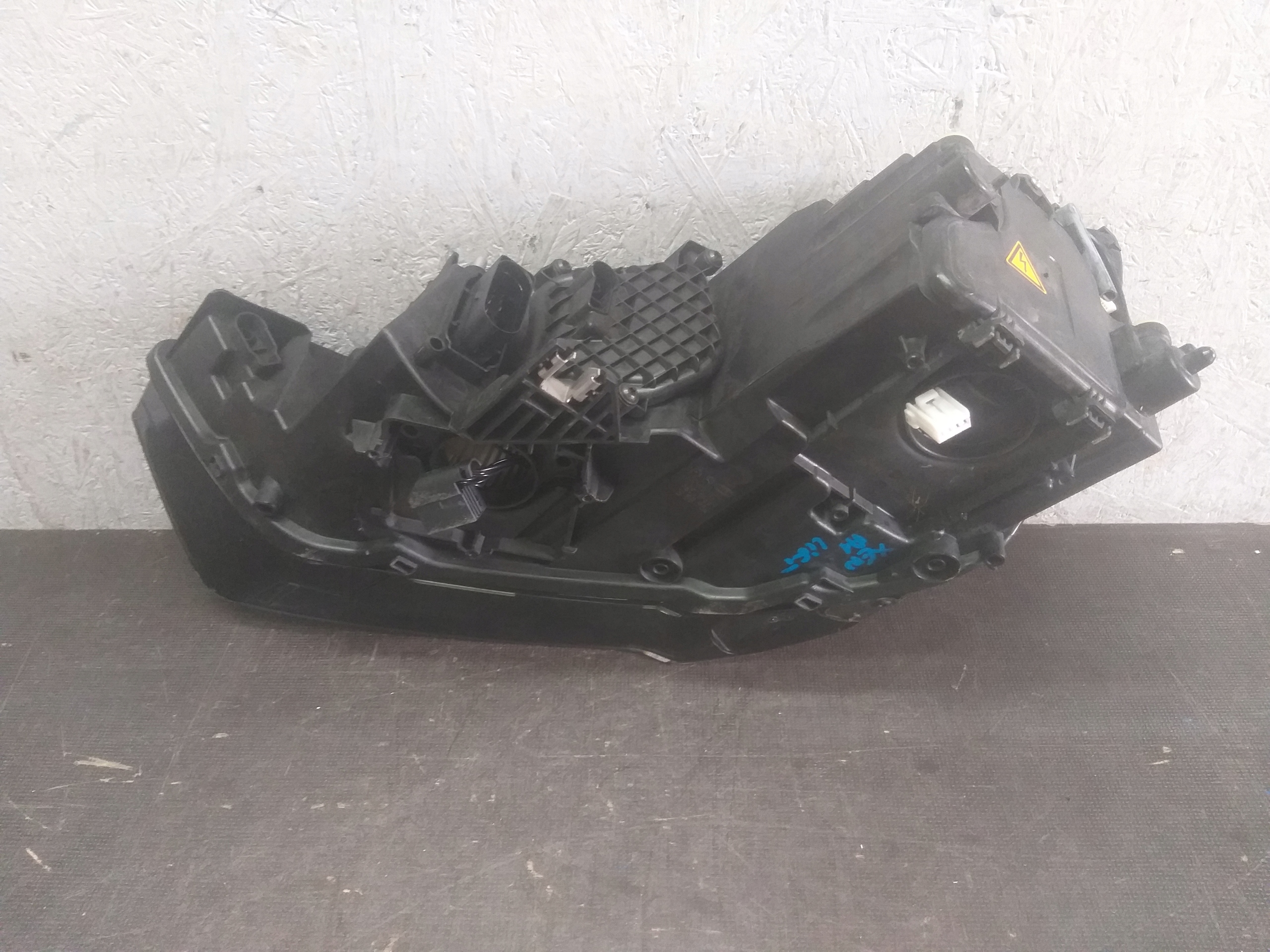 light front right AUDI A1 LIFT XENON LED 14- 8XA941006