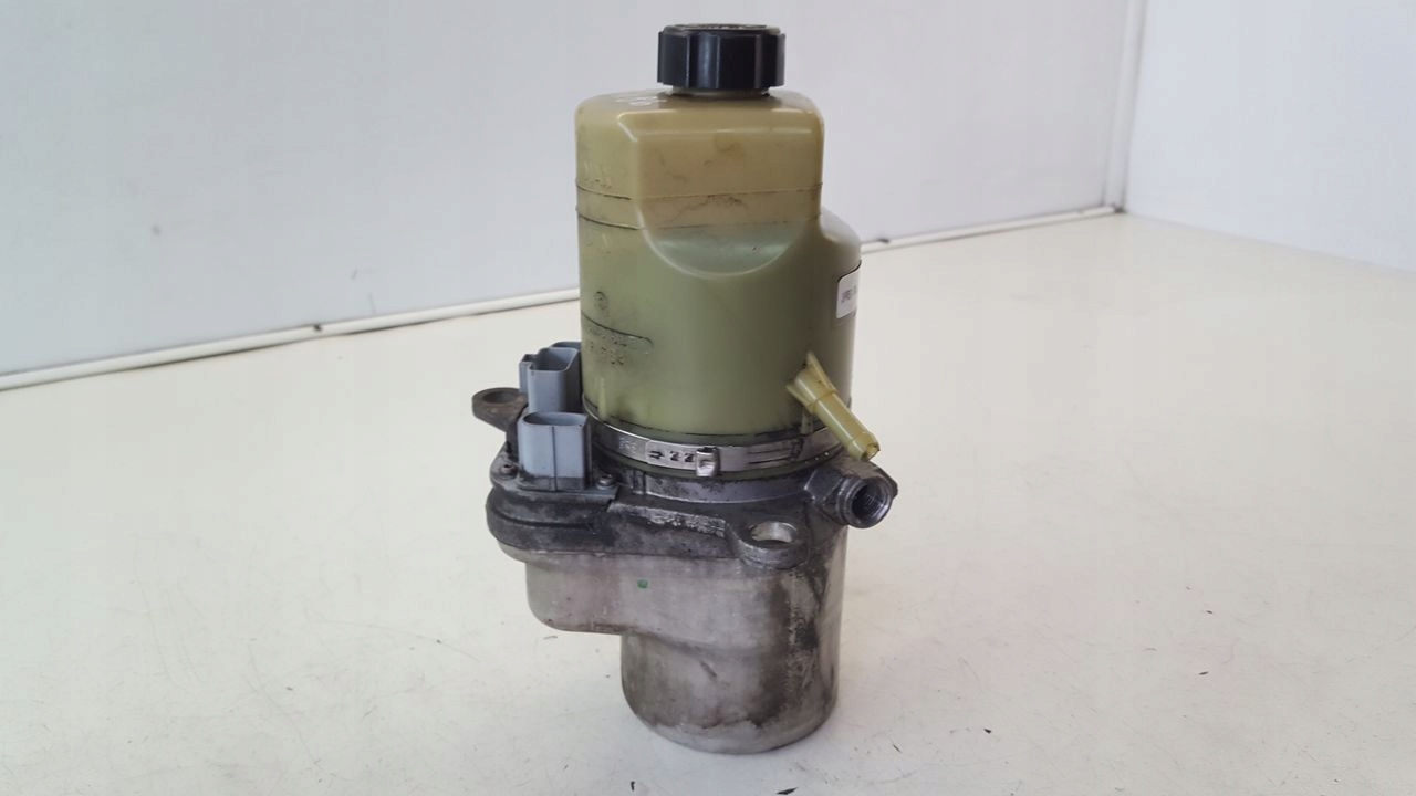 servo pump Ford C-MAX MK1 1,8