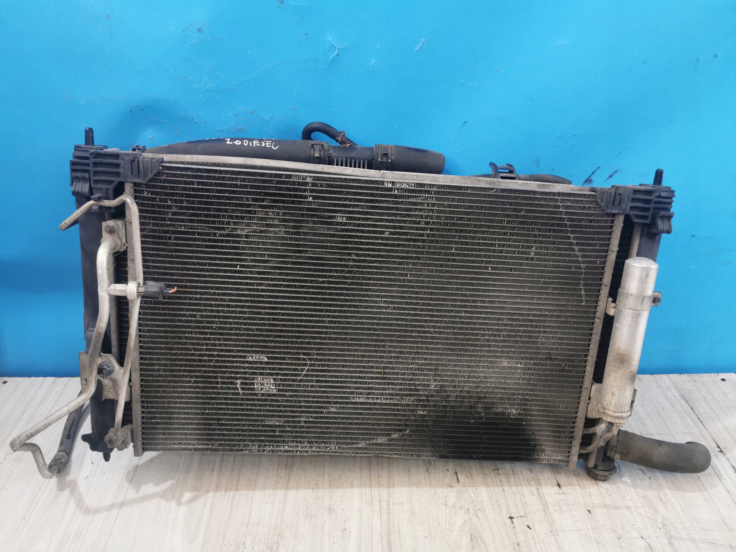 Mitsubishi Outlander II 2007/2009 chłodnice komplet 2.0 Diesel